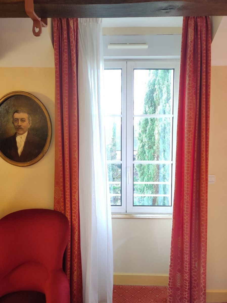 b373c091-c877-4952-8500-074bd442901a