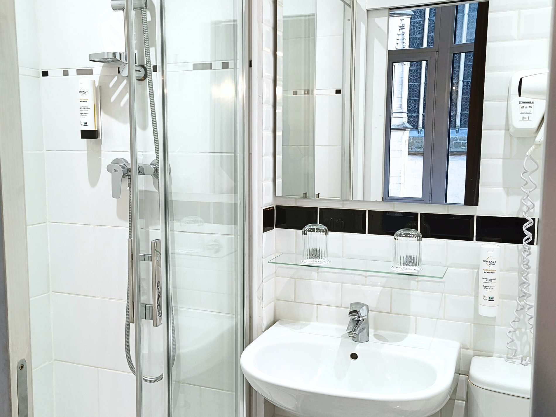 b3cdb9f2-a33d-4668-a741-a0fb157f1a84