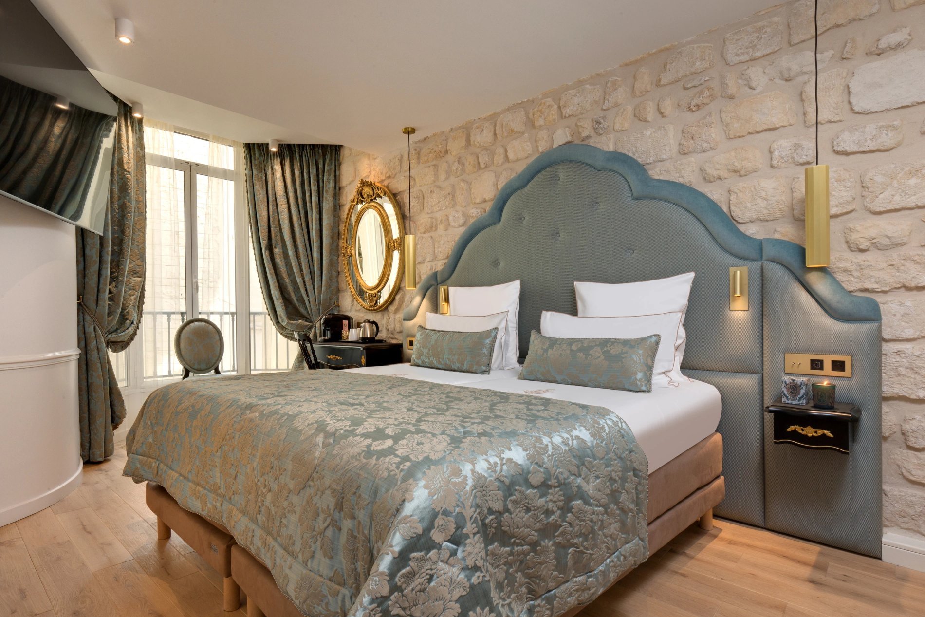 b42aa622-2731-4c5e-ba74-299581d707f4