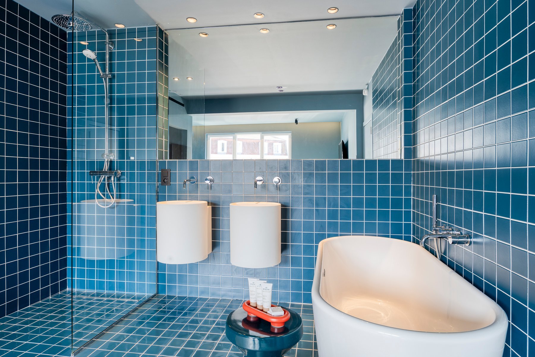 b4ccd523-4c38-4a5f-b417-5067302ccd73