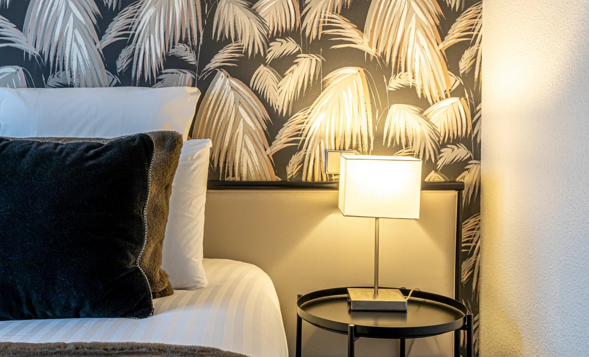 b635efee-321c-4bff-a473-f24d44e794b6