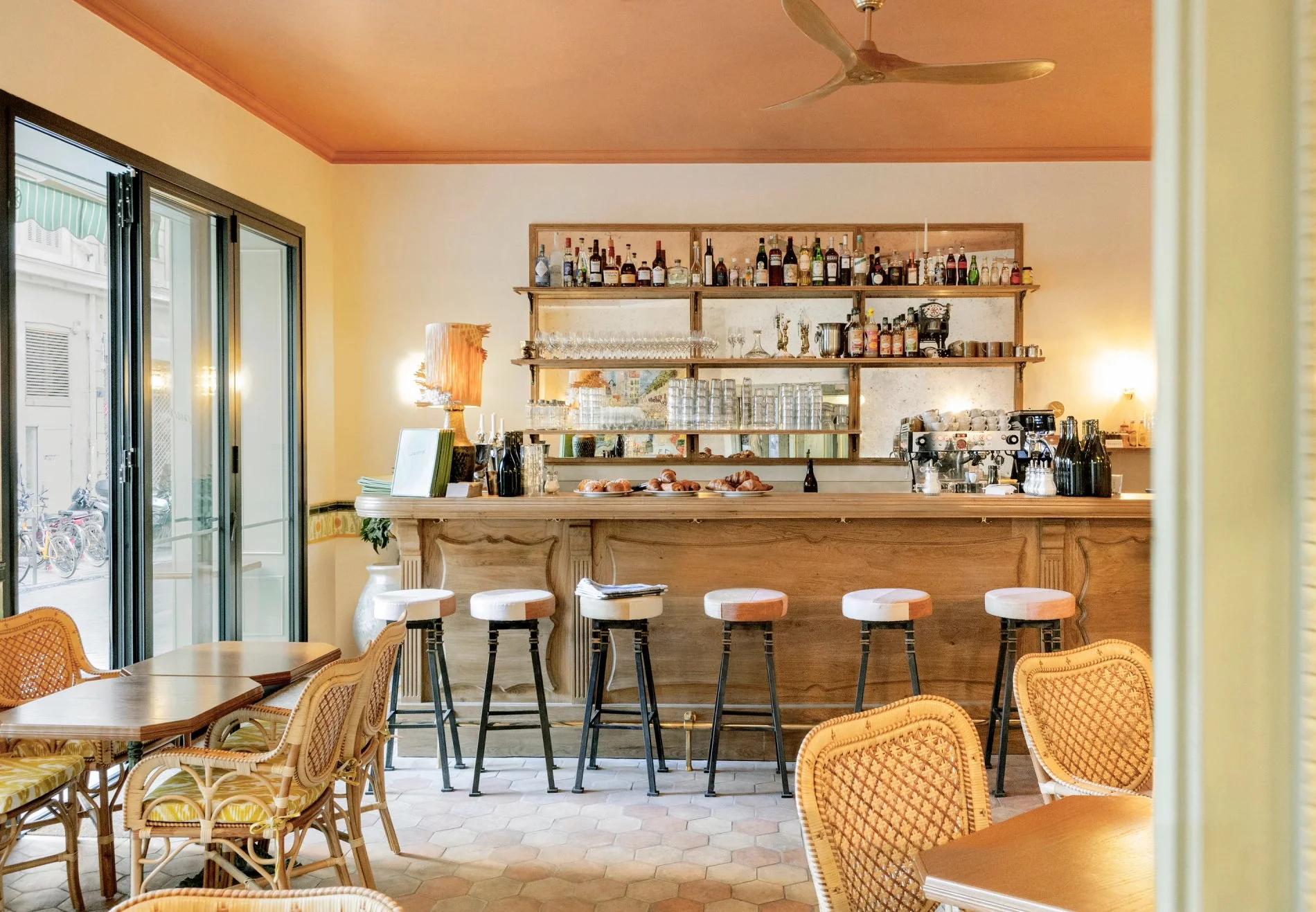 b6373331-3e44-4518-b297-b10f8d27ae85