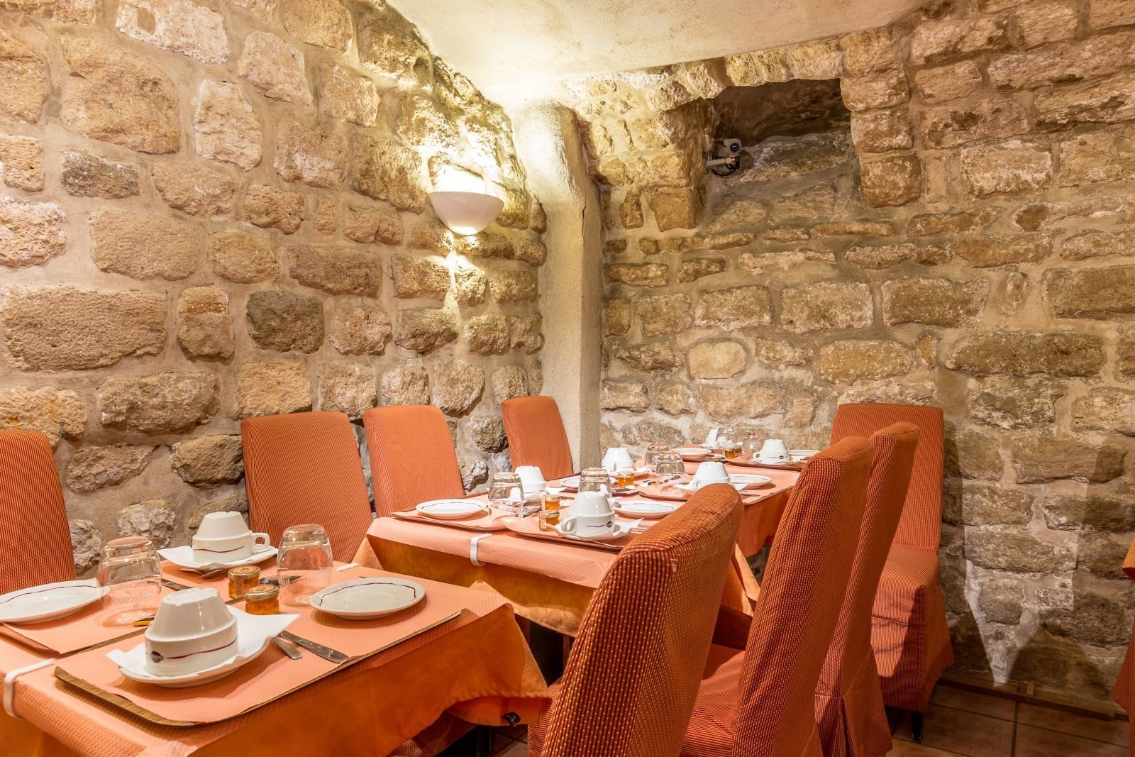 b6442391-ae56-4d31-b7c4-381298fa0a88