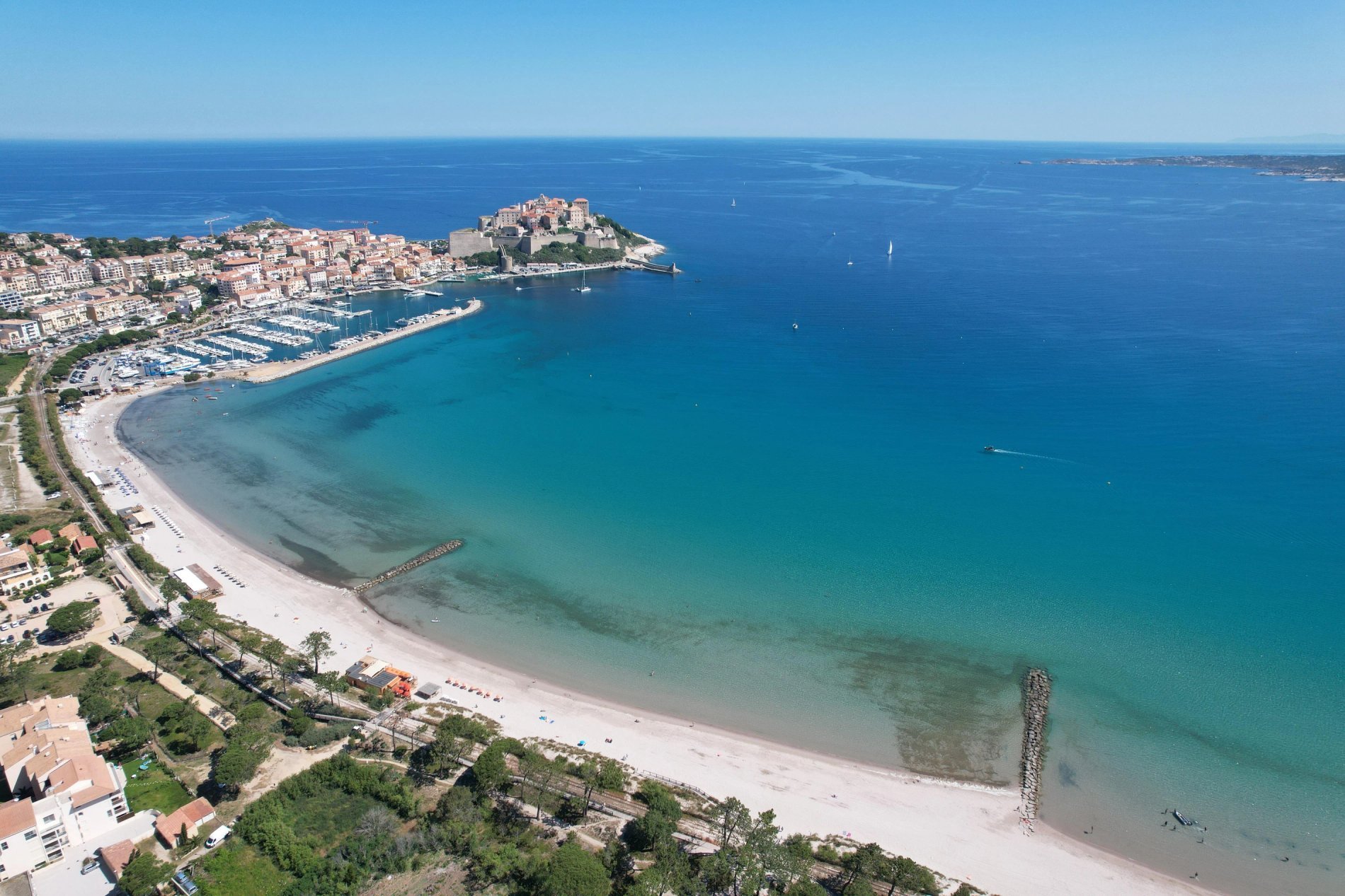 b6f0e6a0-a6e1-4abc-83e2-a2e14cfa8a0a