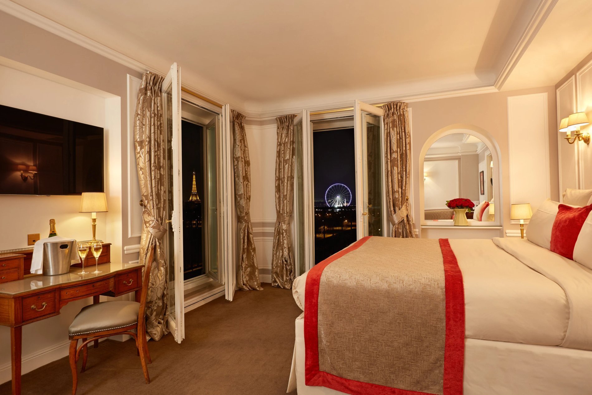 Hotel Regina Louvre Junior Suite Tour Eiffel