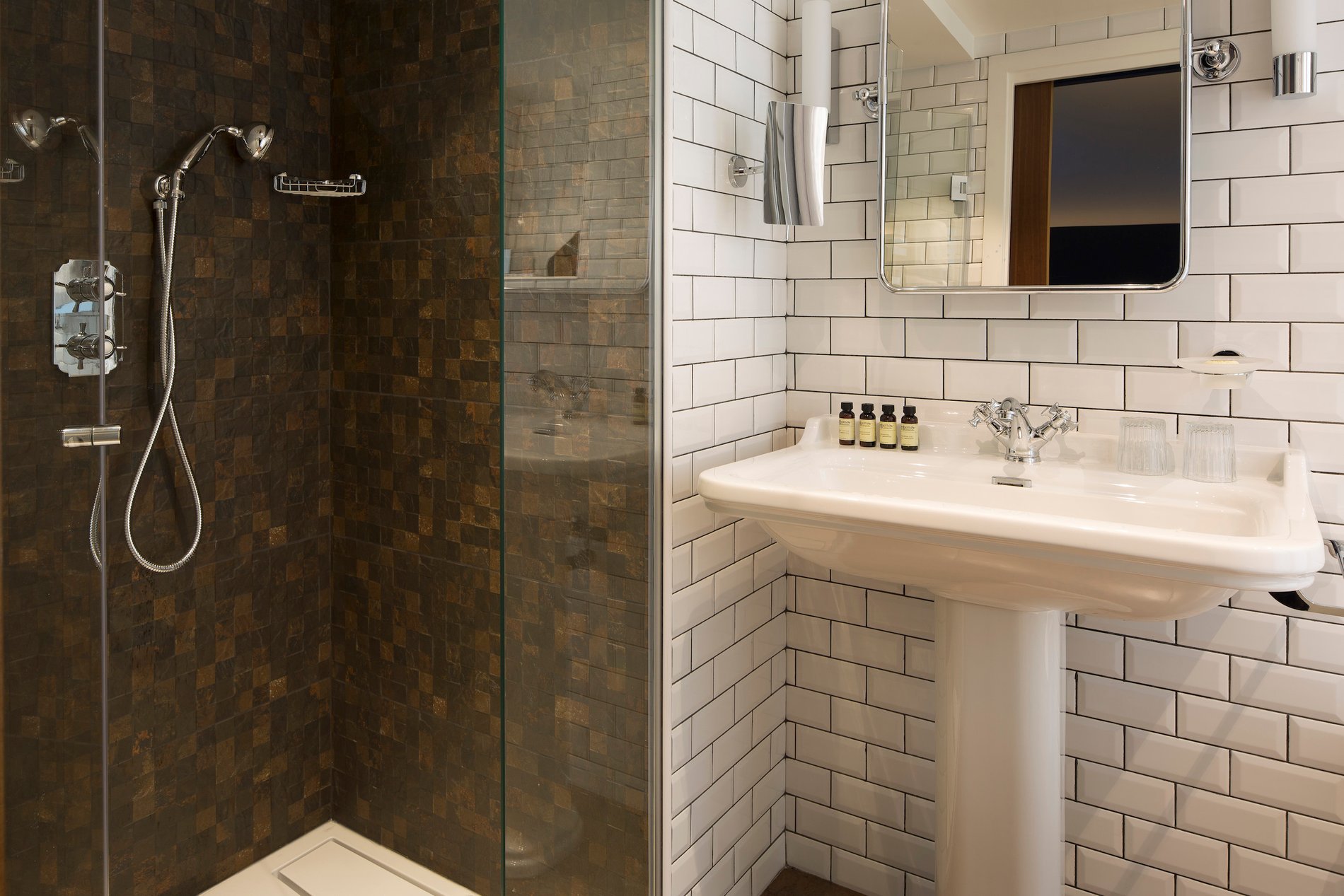 Hôtel Whistler Chambre Double Salle de bain Douche