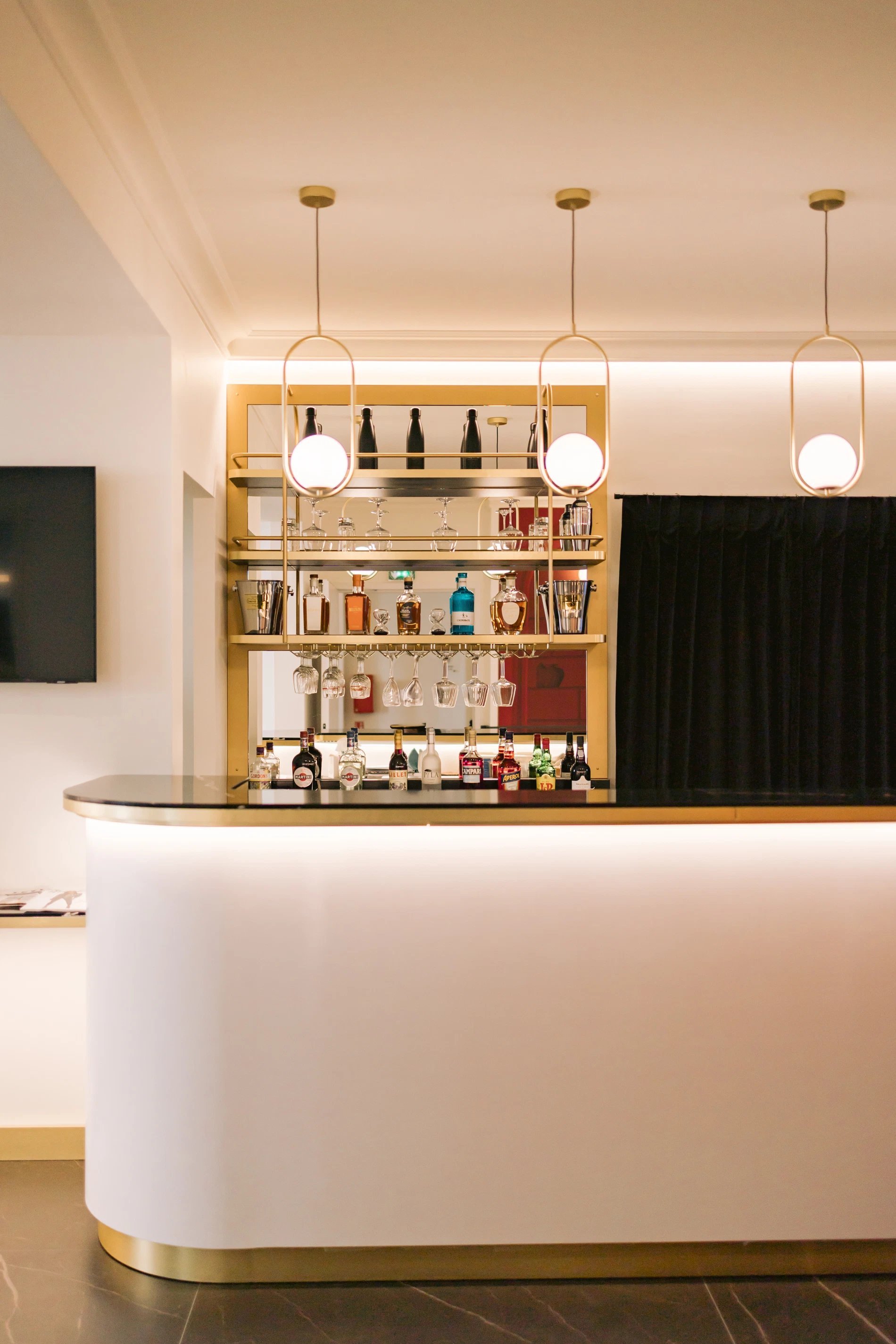 b93d7ebd-76a6-4bcd-b4f9-9da659576818