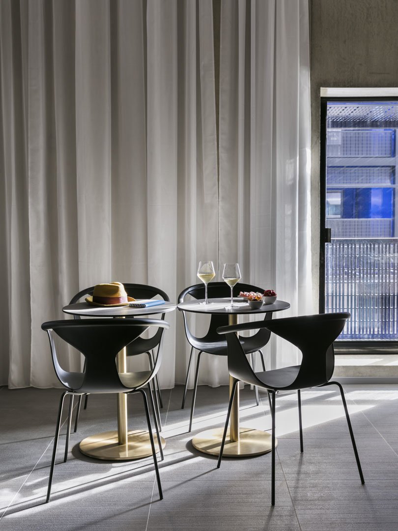 b9a5eaf8-990d-4980-ade9-8f5454418768