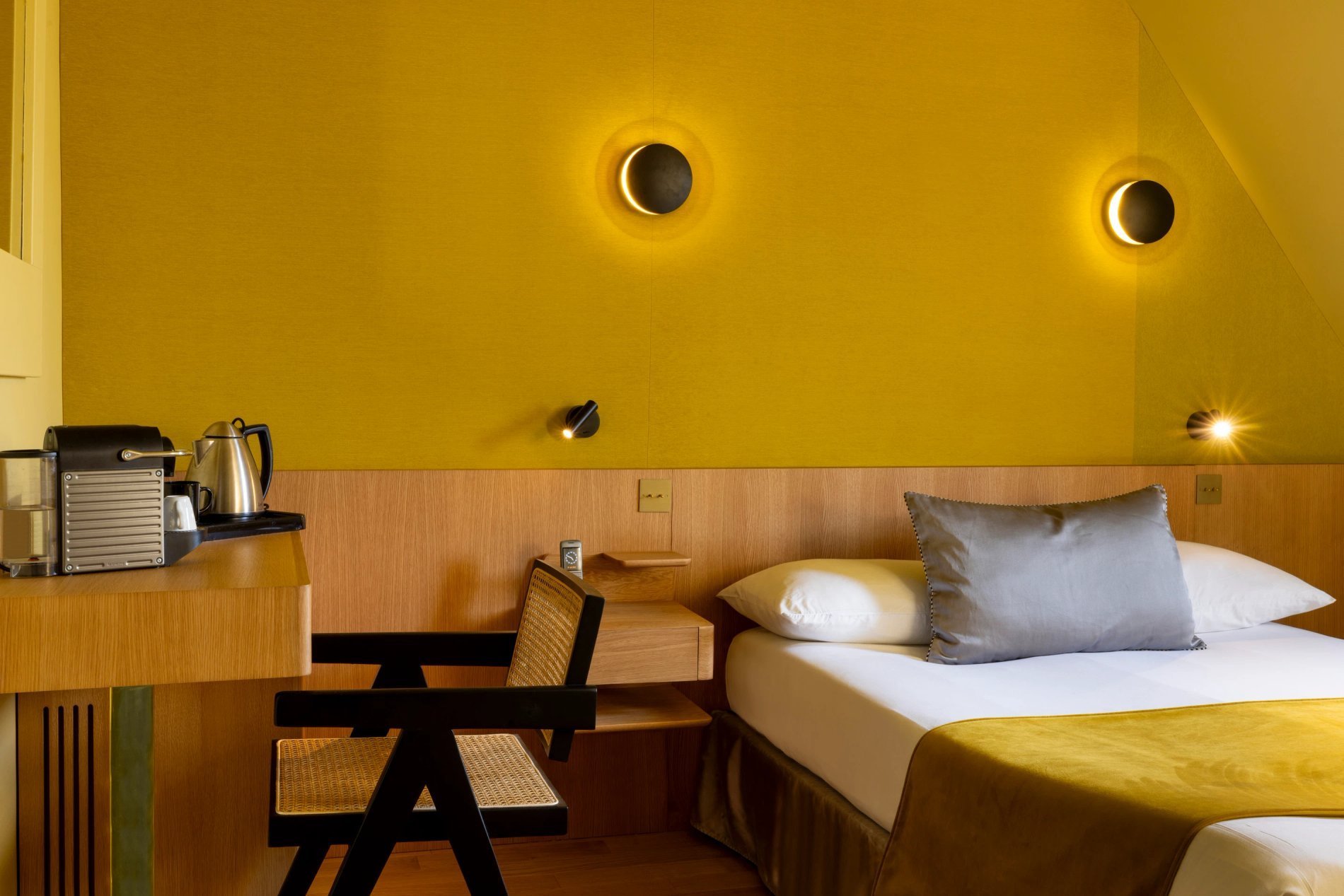 b9dc5118-f261-462d-8e27-66586f87e050