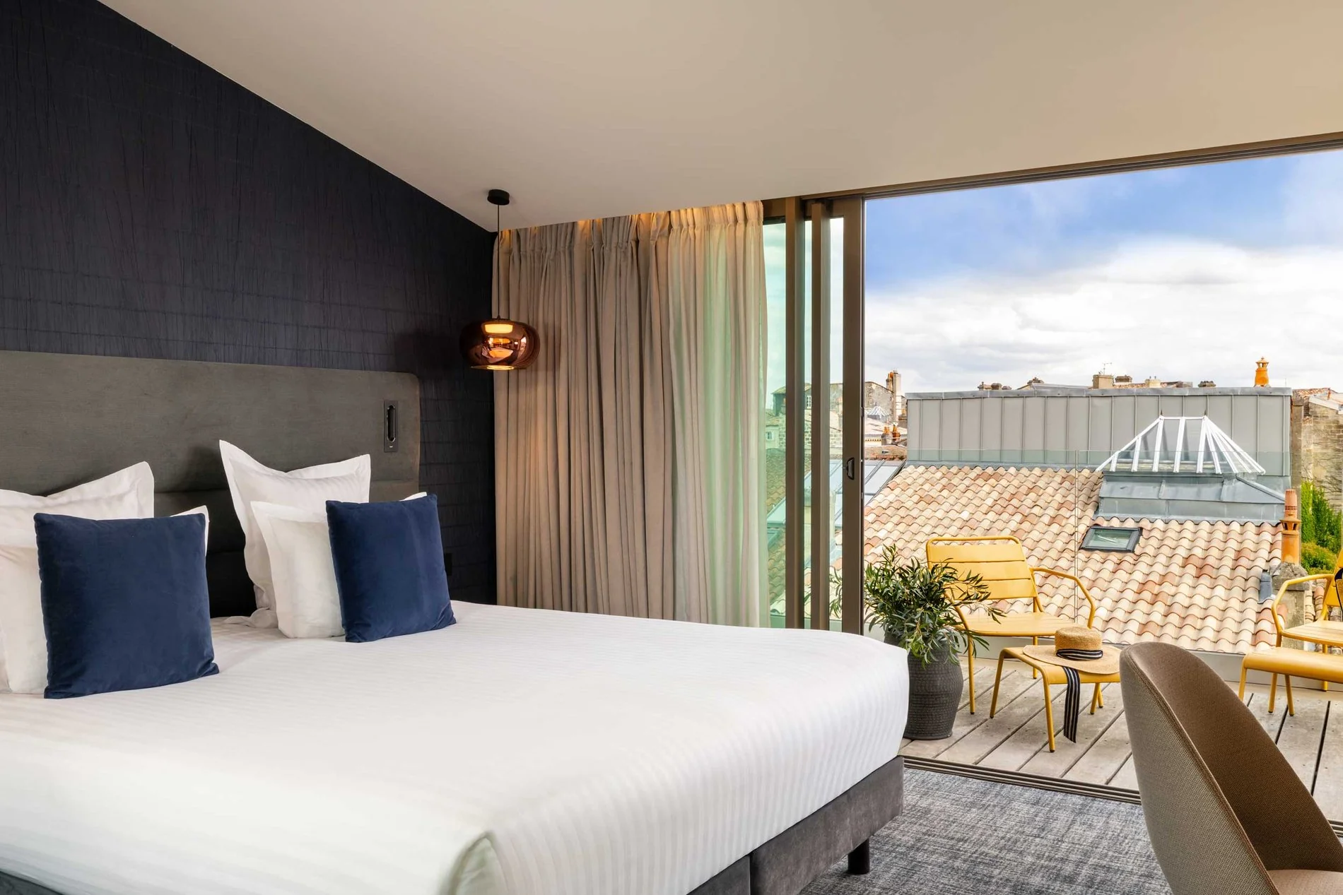 b9f2bf9f-1134-495d-b14e-2fbb1efbd161