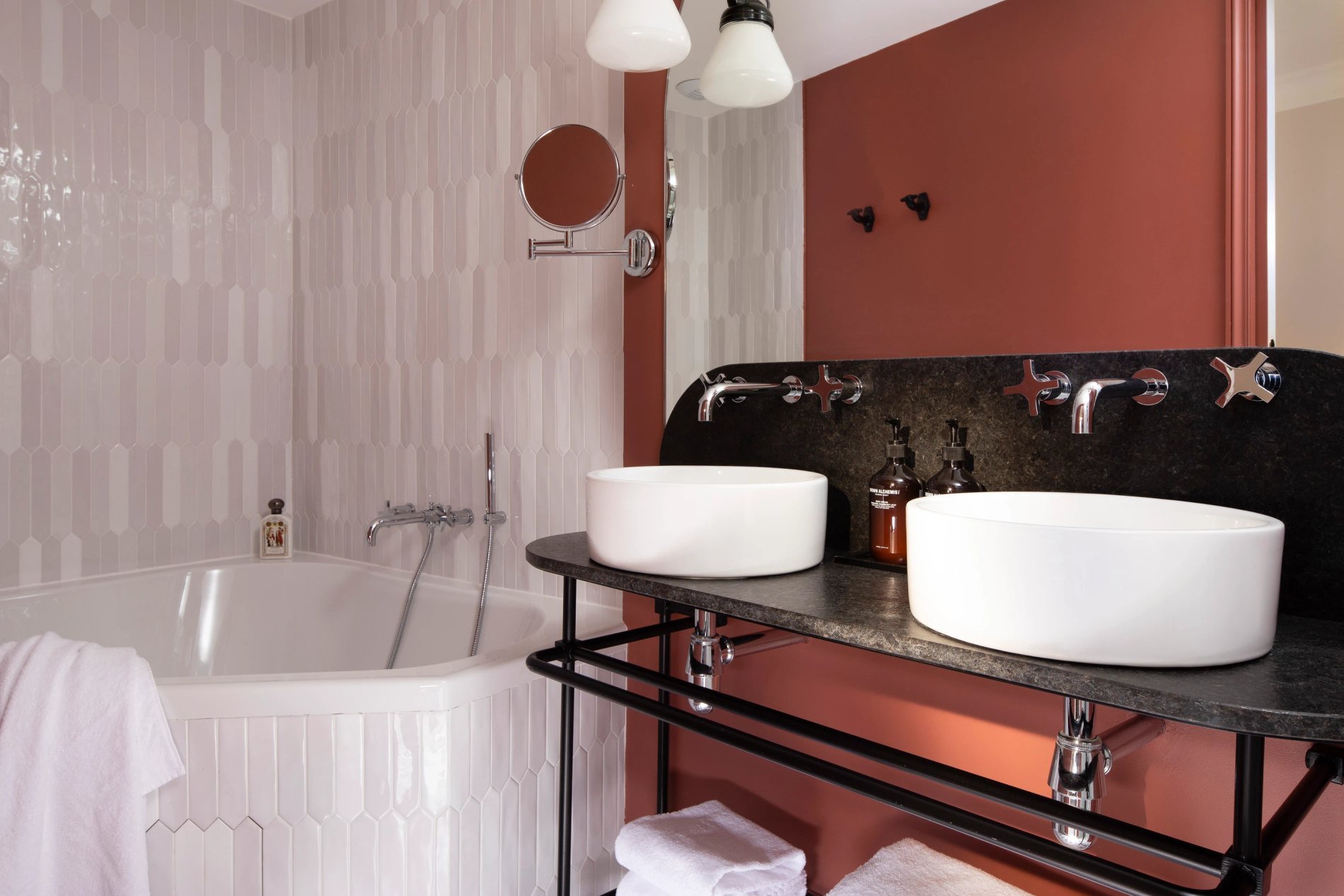 Hotel Paris Opera, Suite avec douche et baignoire