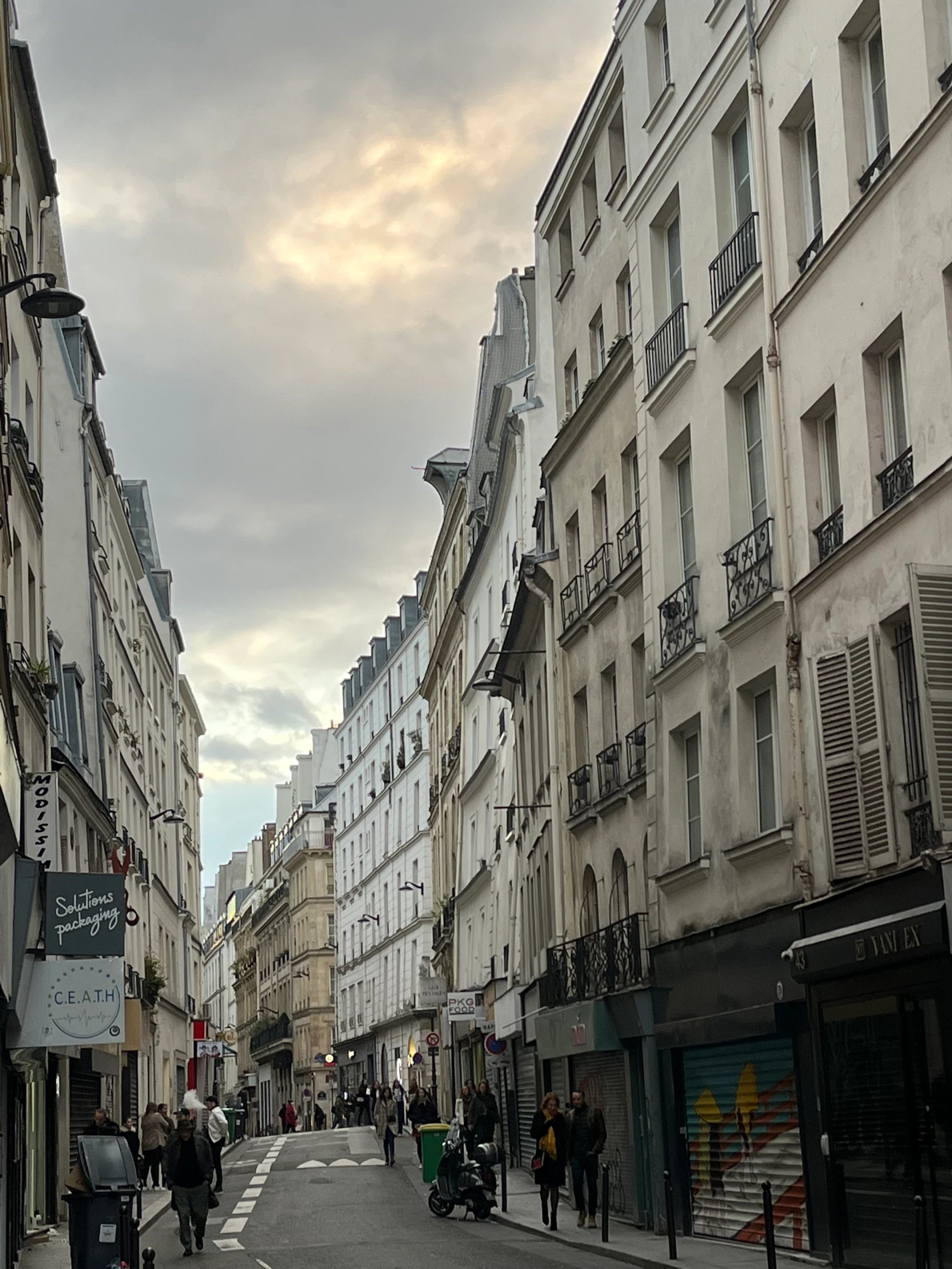 Rue de la Lune, Bonne-Nouvelle district, Paris 2nd arrondissement