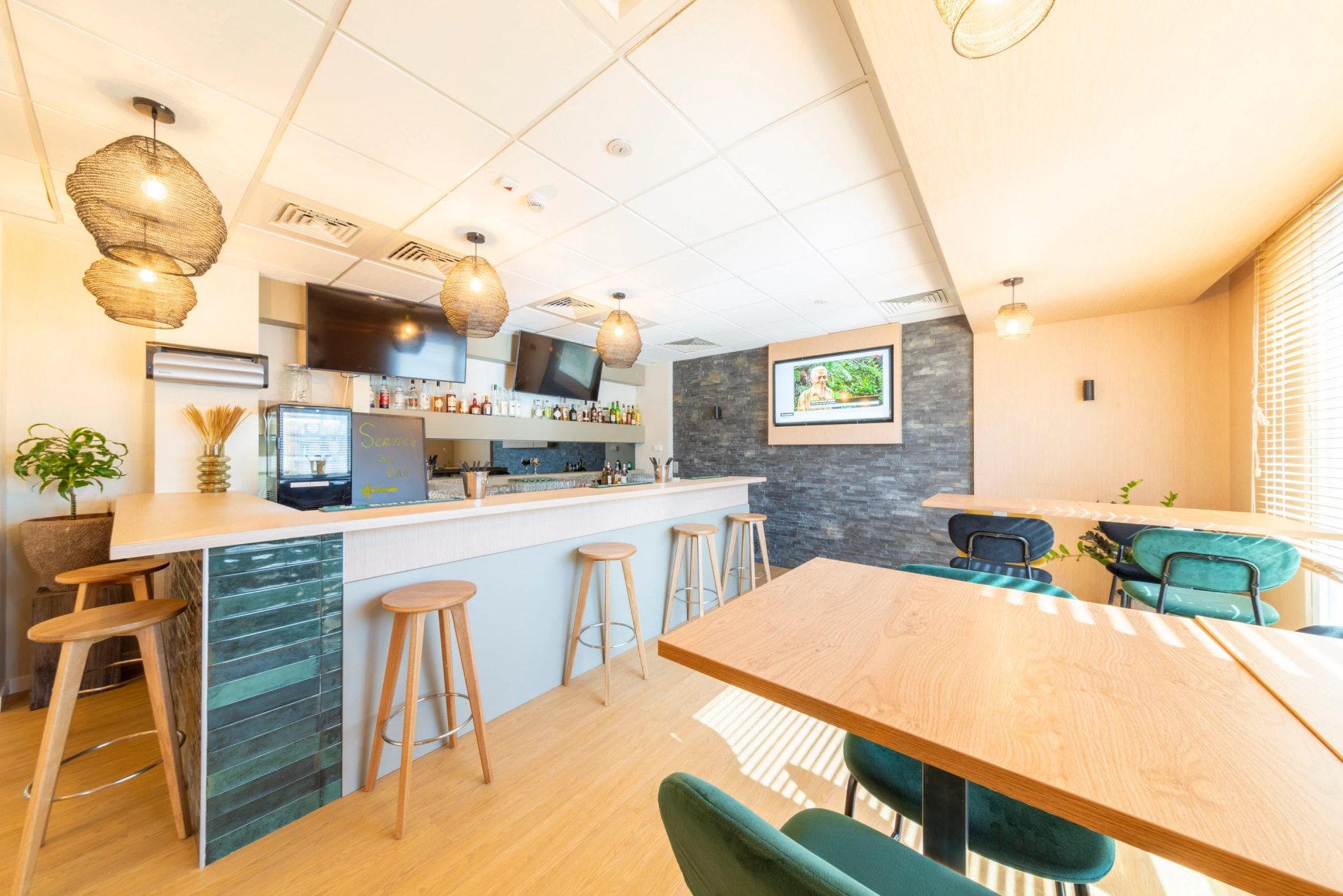 bcb318a7-7247-45ee-bfea-94d2483b3a71