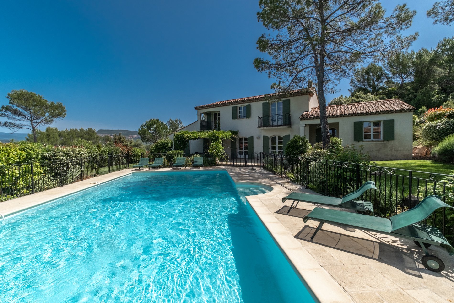 Location villa piscine var