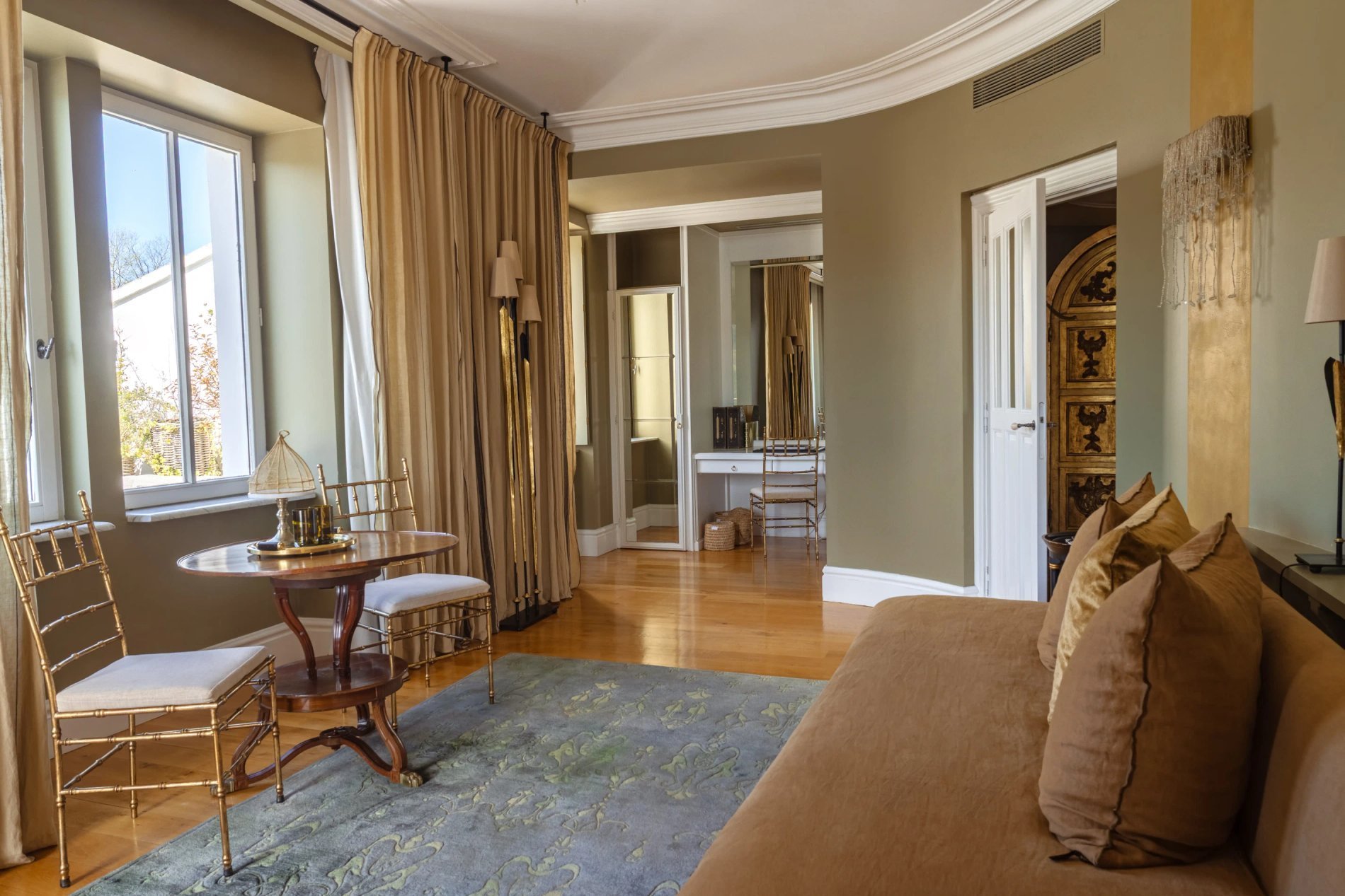 be8b456c-910e-431d-9a2f-3cfc892f0204