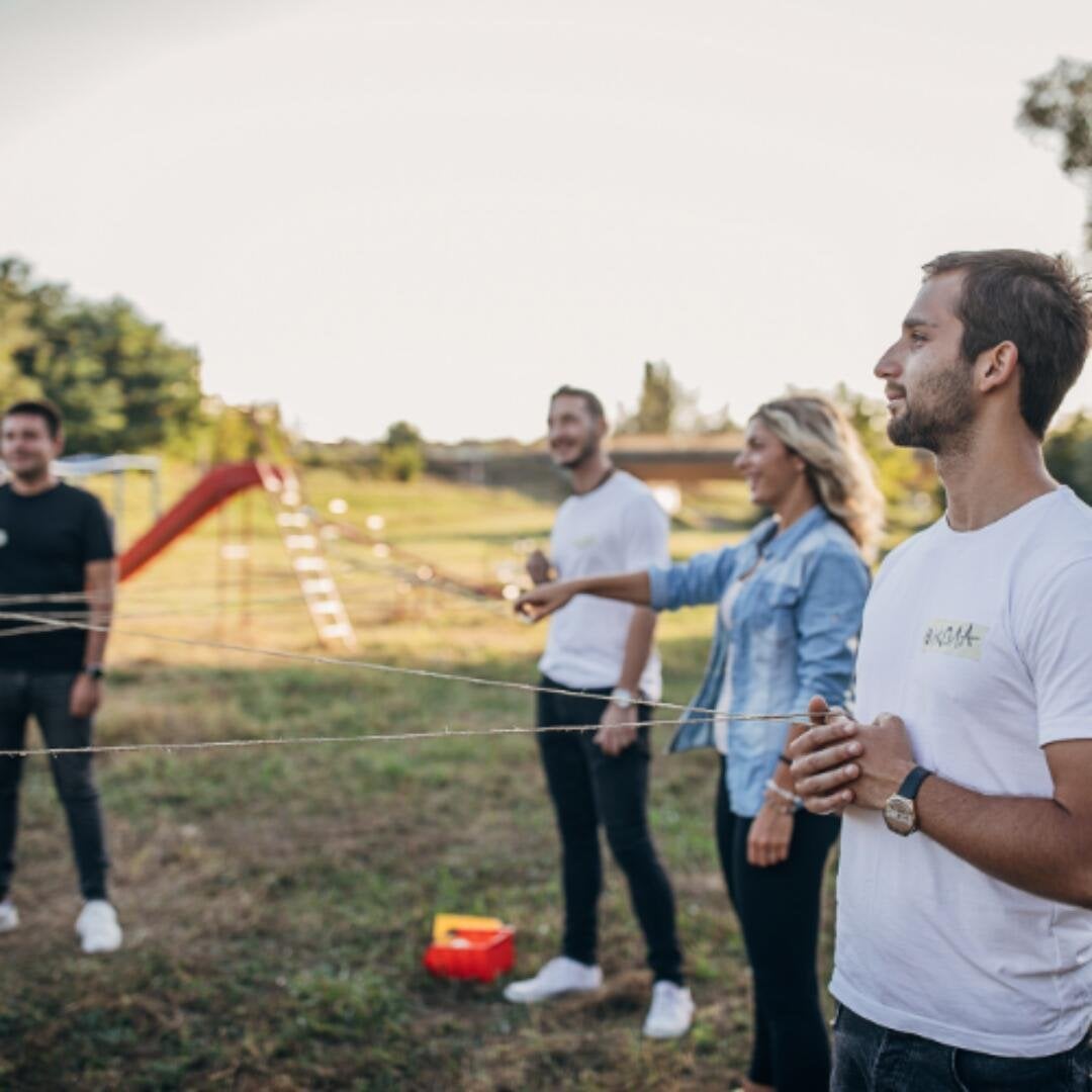 bec443f8-bccb-492b-92e3-8afa1b5422f1