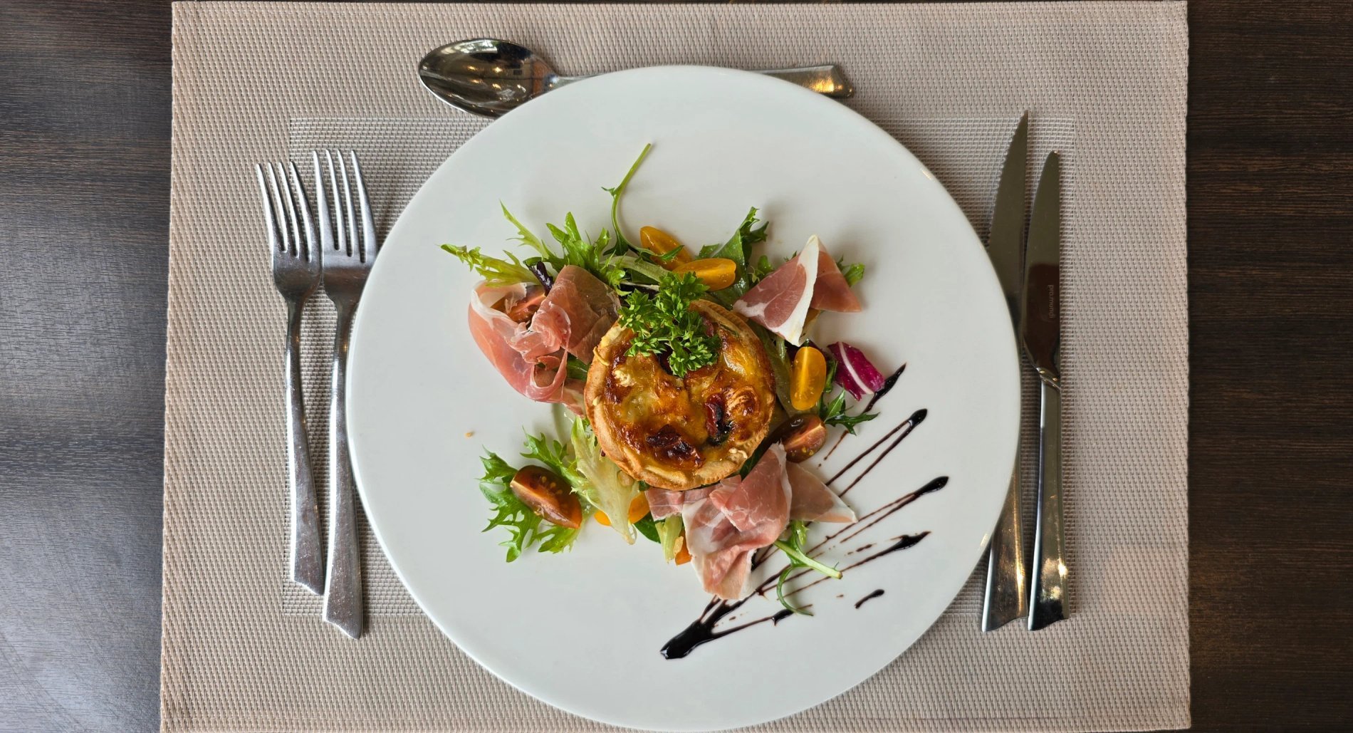 bf137004-cc7c-4183-996d-1eb4bdb7a28d