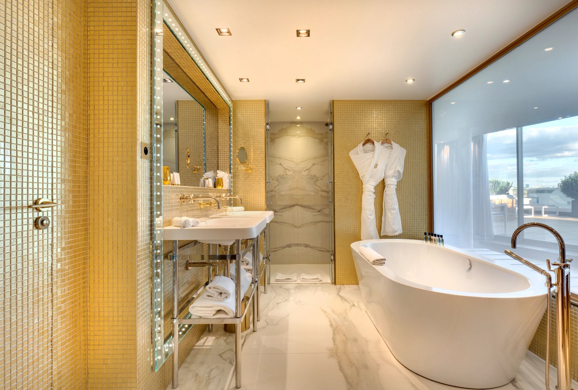 Hôtel Bowmann | Bathroom in the Bowmann Suite