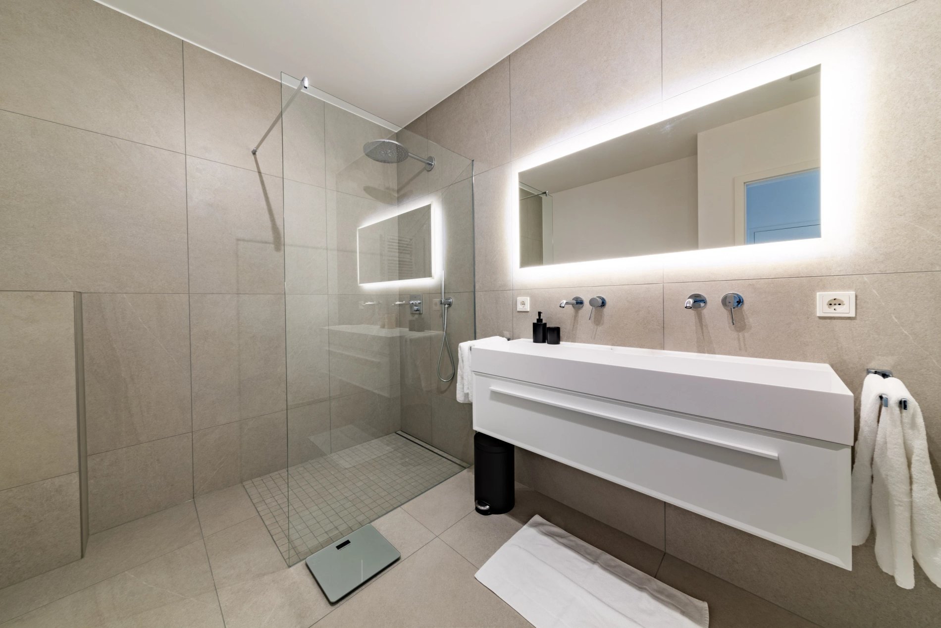 bf681701-9cdc-491f-9c7e-6655bd8fdf08