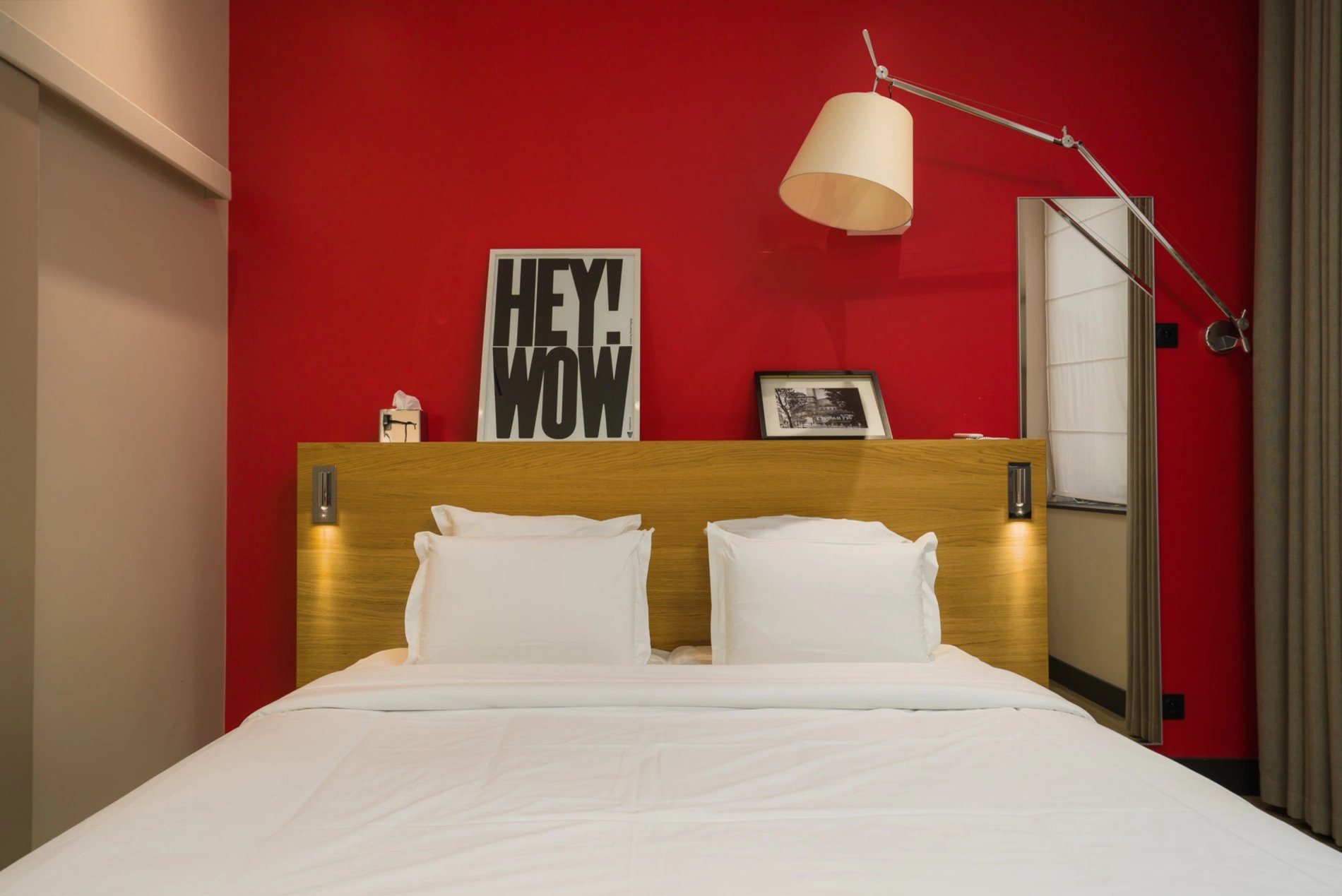 Club Room, a warm and functional 20m² cocoon with contemporary lines.