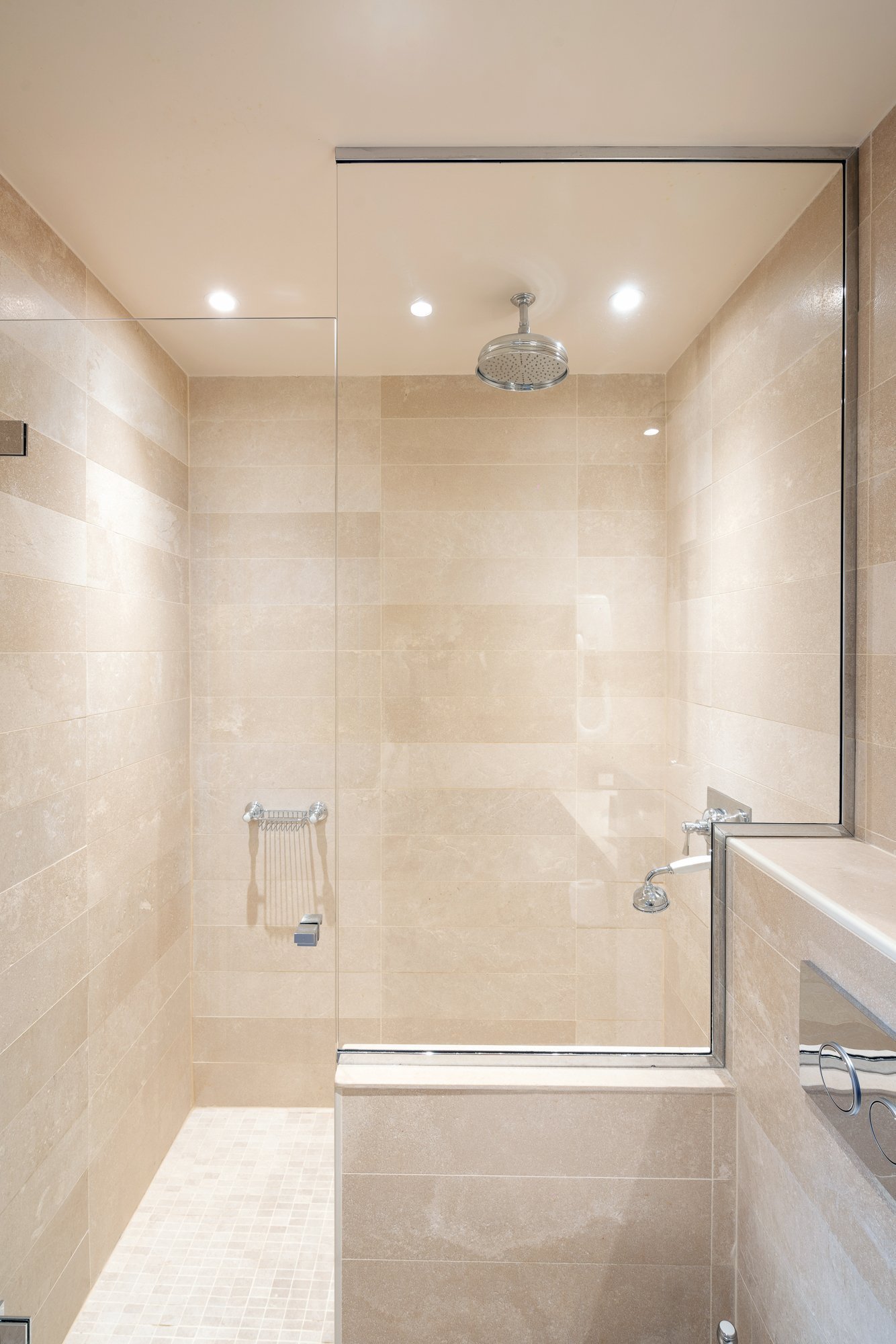 boutique hotel paris 9 - deluxe room hotel saint louis pigalle