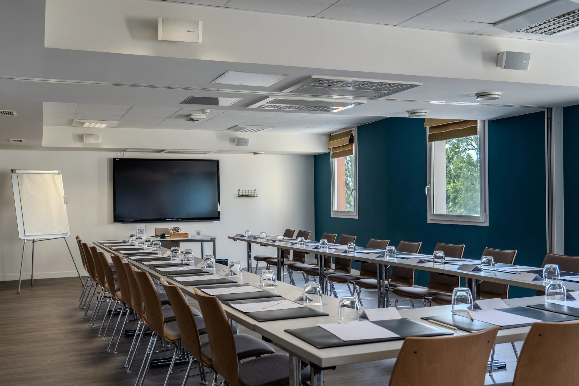 Best Western Plus Paris Vélizy salle de restaurant Double V