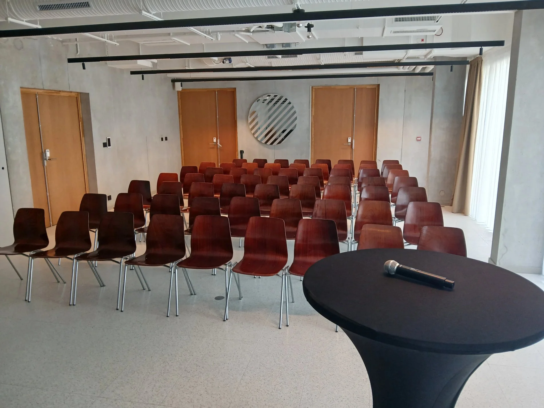 c054bcac-1332-4850-b086-ee4efe8da40d