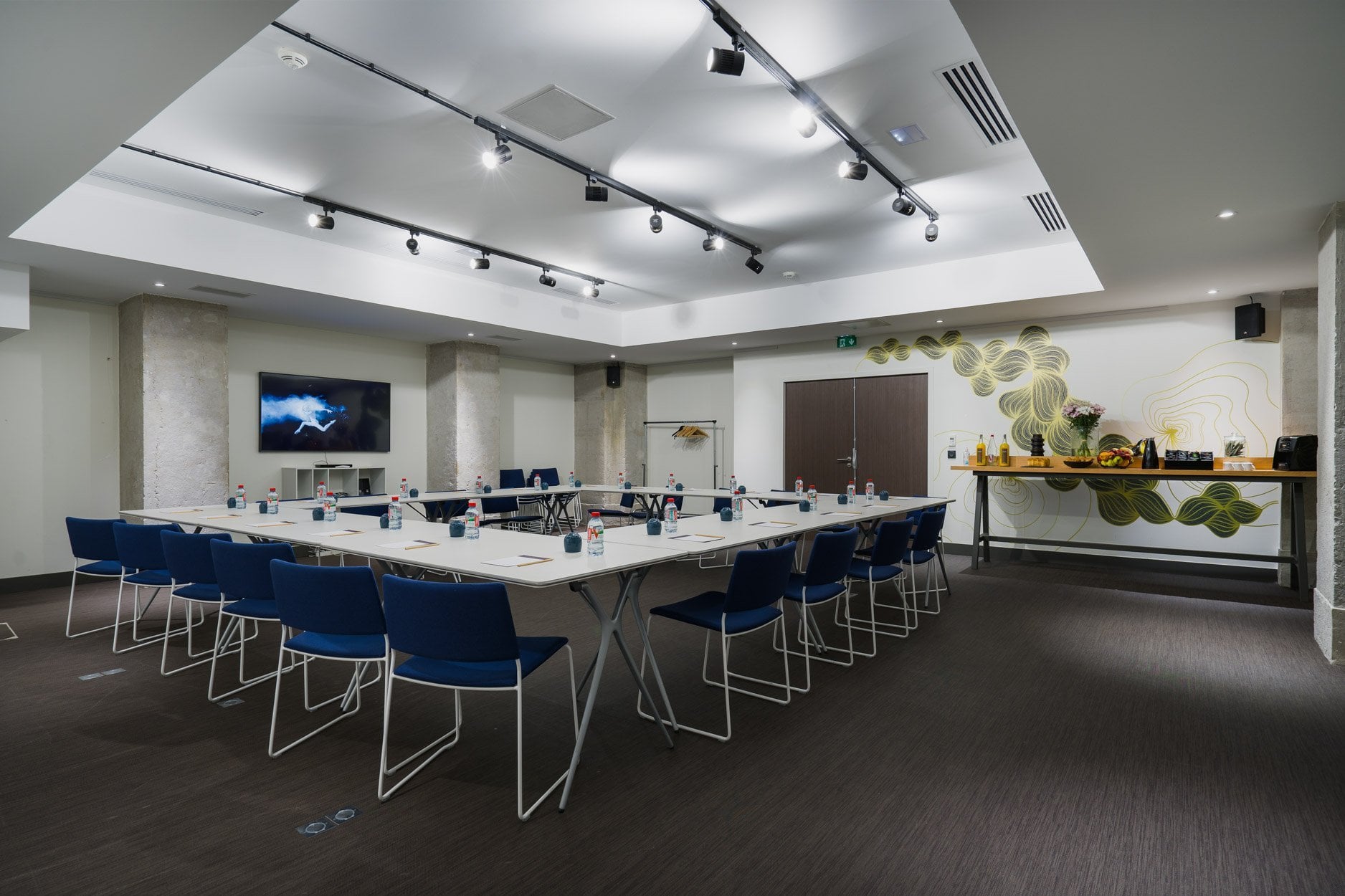 c08b323d-9a9a-4cc7-9af7-4373abeea380