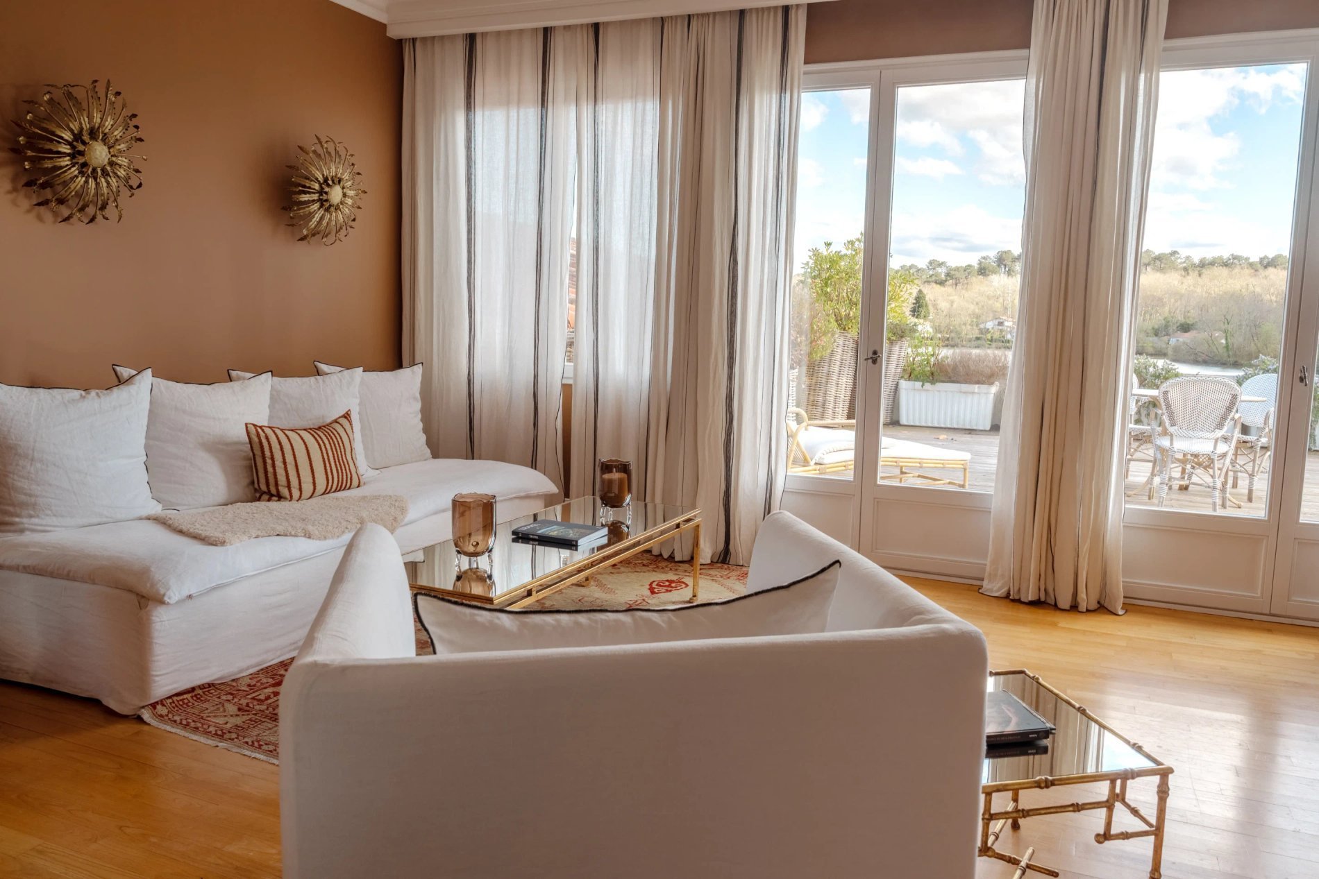 c0a7f180-3b68-436c-ae28-4358b682a29d