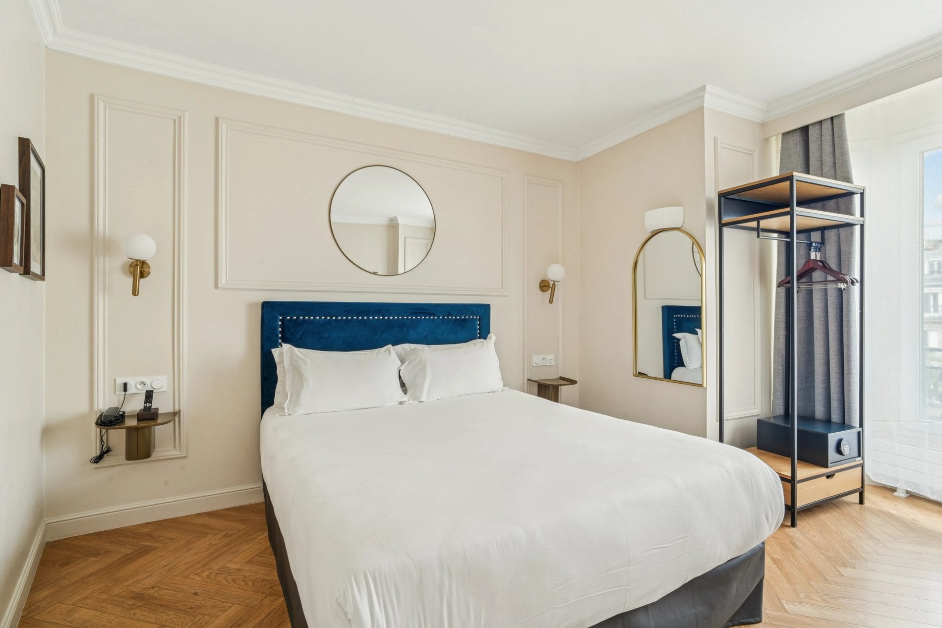 c0f8558f-4591-447a-9e56-8669c36c6ca3