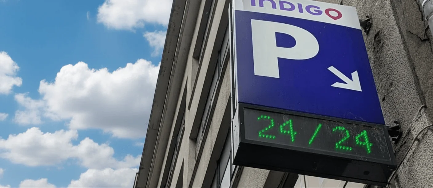 panneau parking les tanneurs