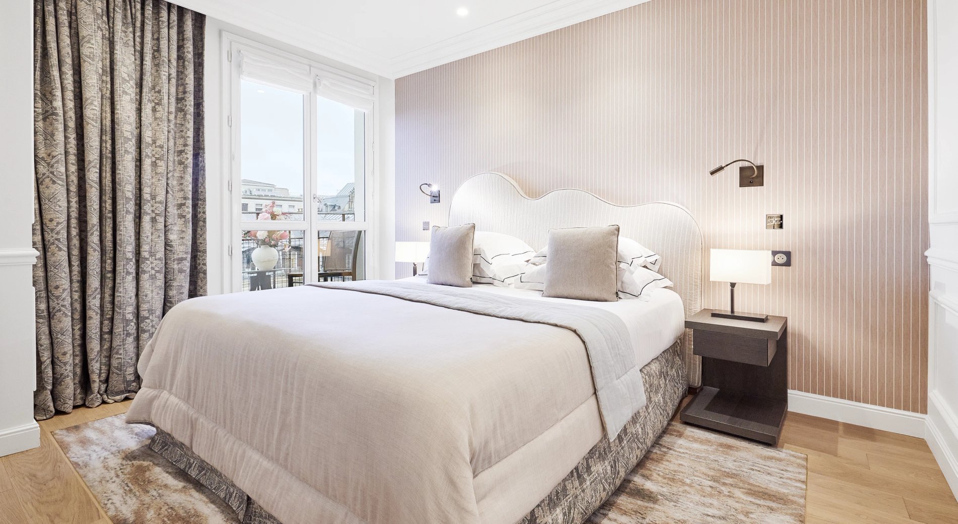 Grand Hôtel du Palais Royal | Room & Suite