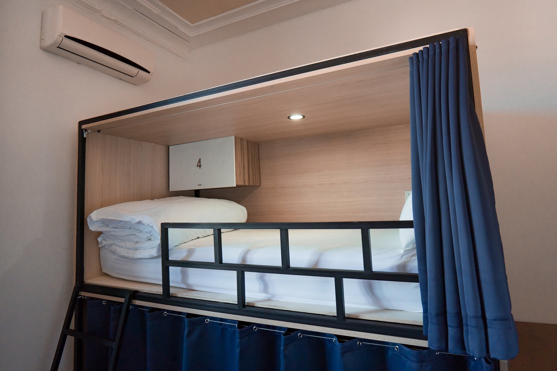 c1ab9344-29c3-429e-b1e7-58a9d91857f6