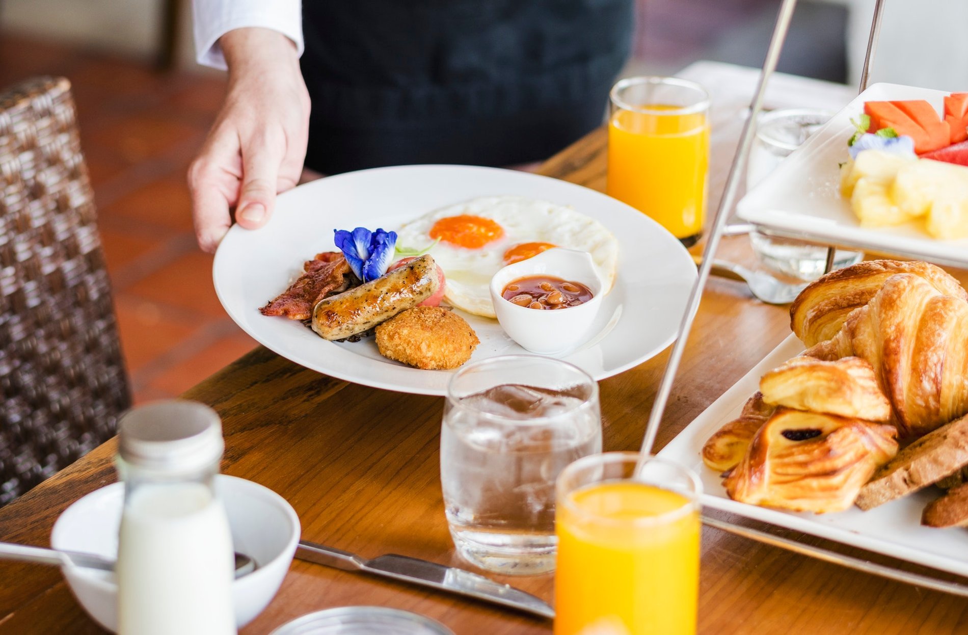 Hôtel de Neuville | Breakfast in room