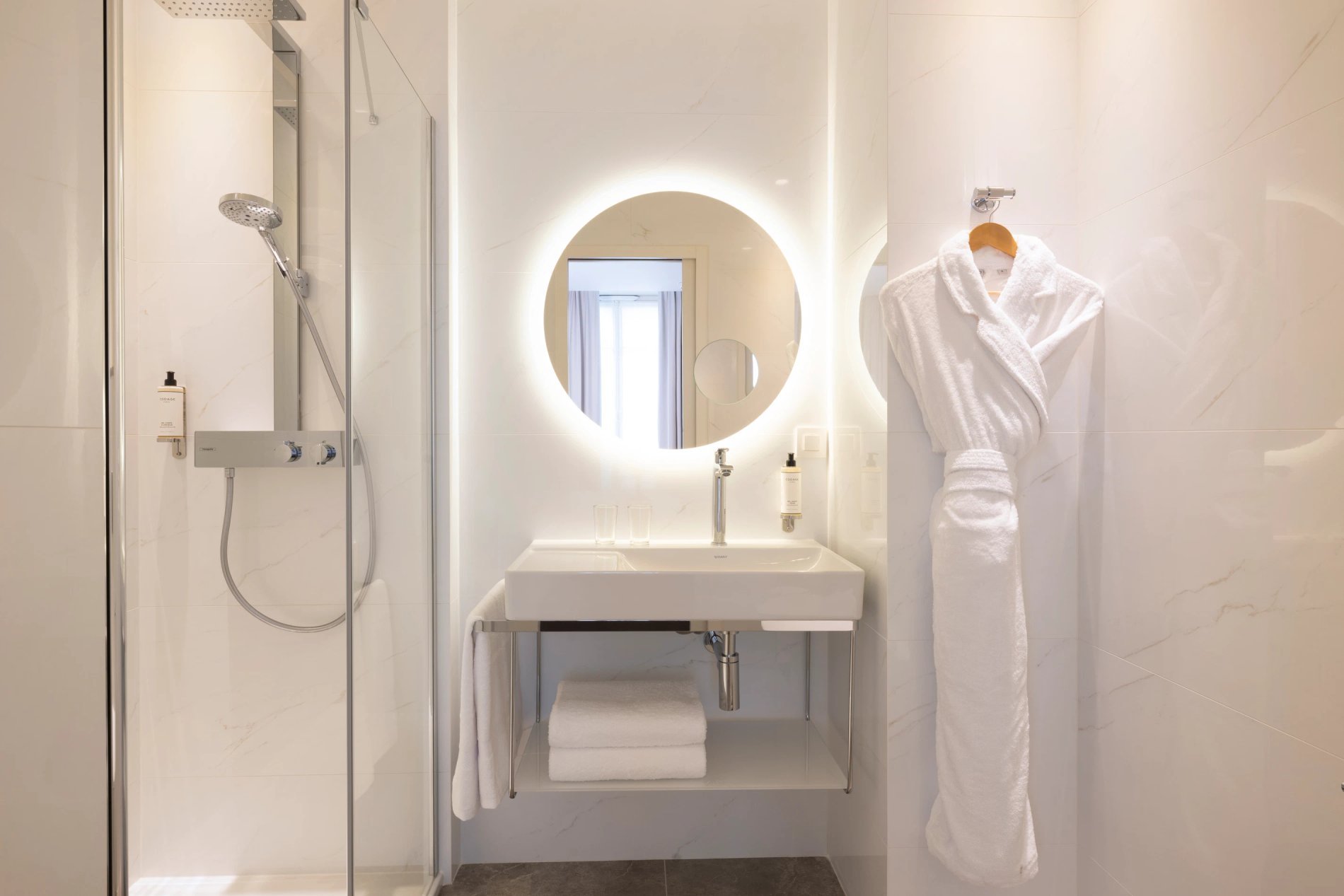 Hôtel Duminy Vendôme | Deluxe room bathroom