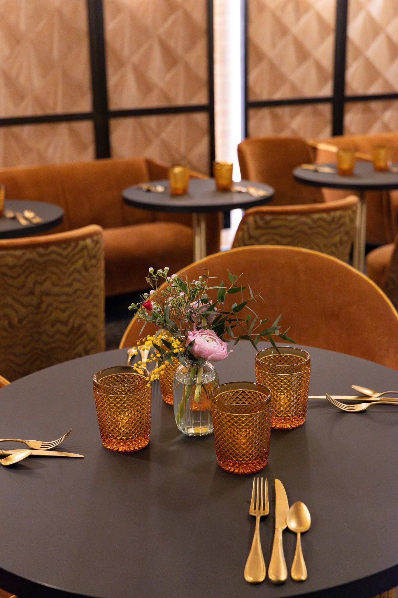 Elegant restaurant room at Maison Cassandre with refined decor and intimate atmosphere
