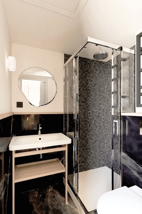 Hotel Vice Versa Room Service