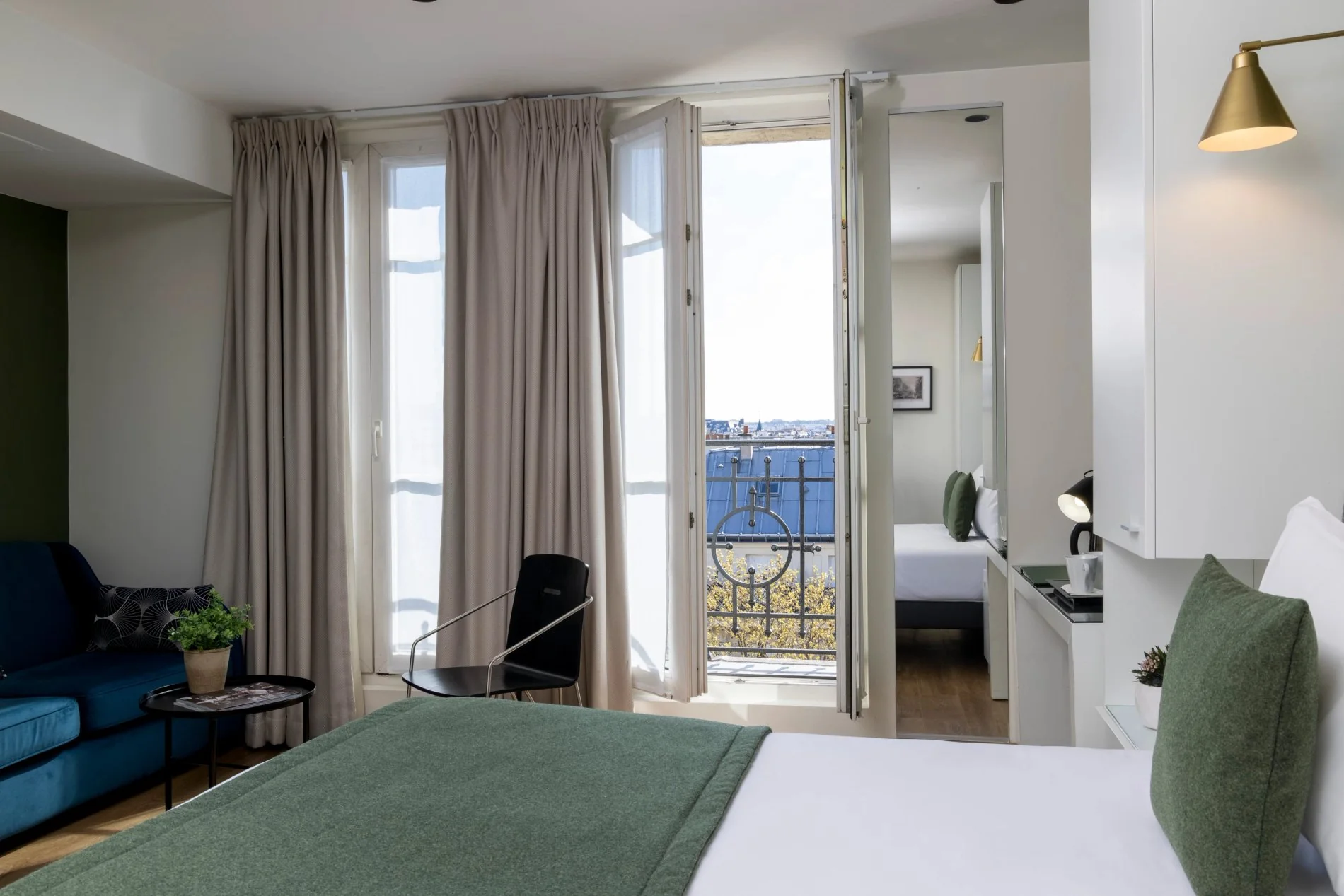 Hotel Brady Room Junior Suite Desk Sofa-Bed