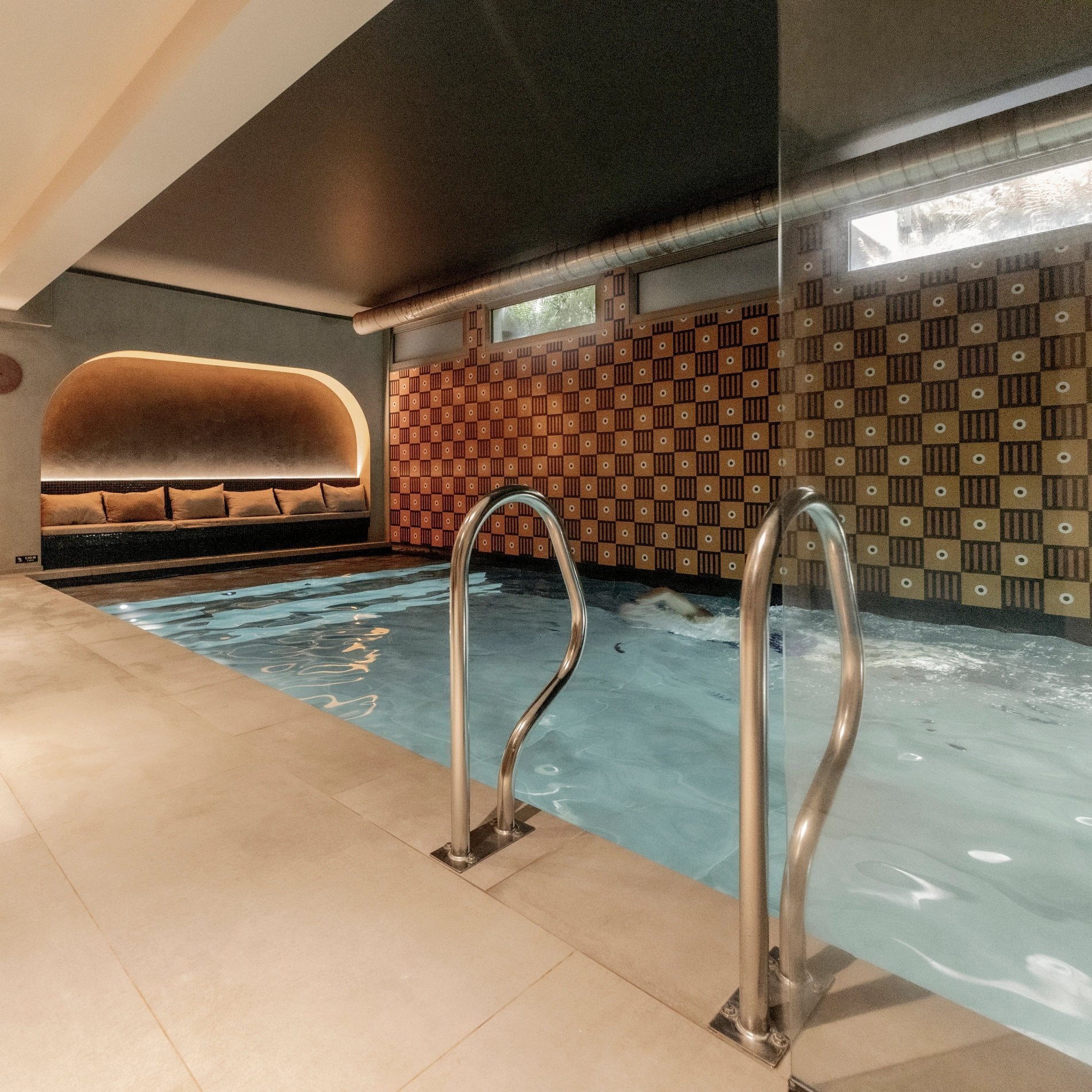 c4ed11f8-3fee-42c8-9aef-bcc22e1bc063