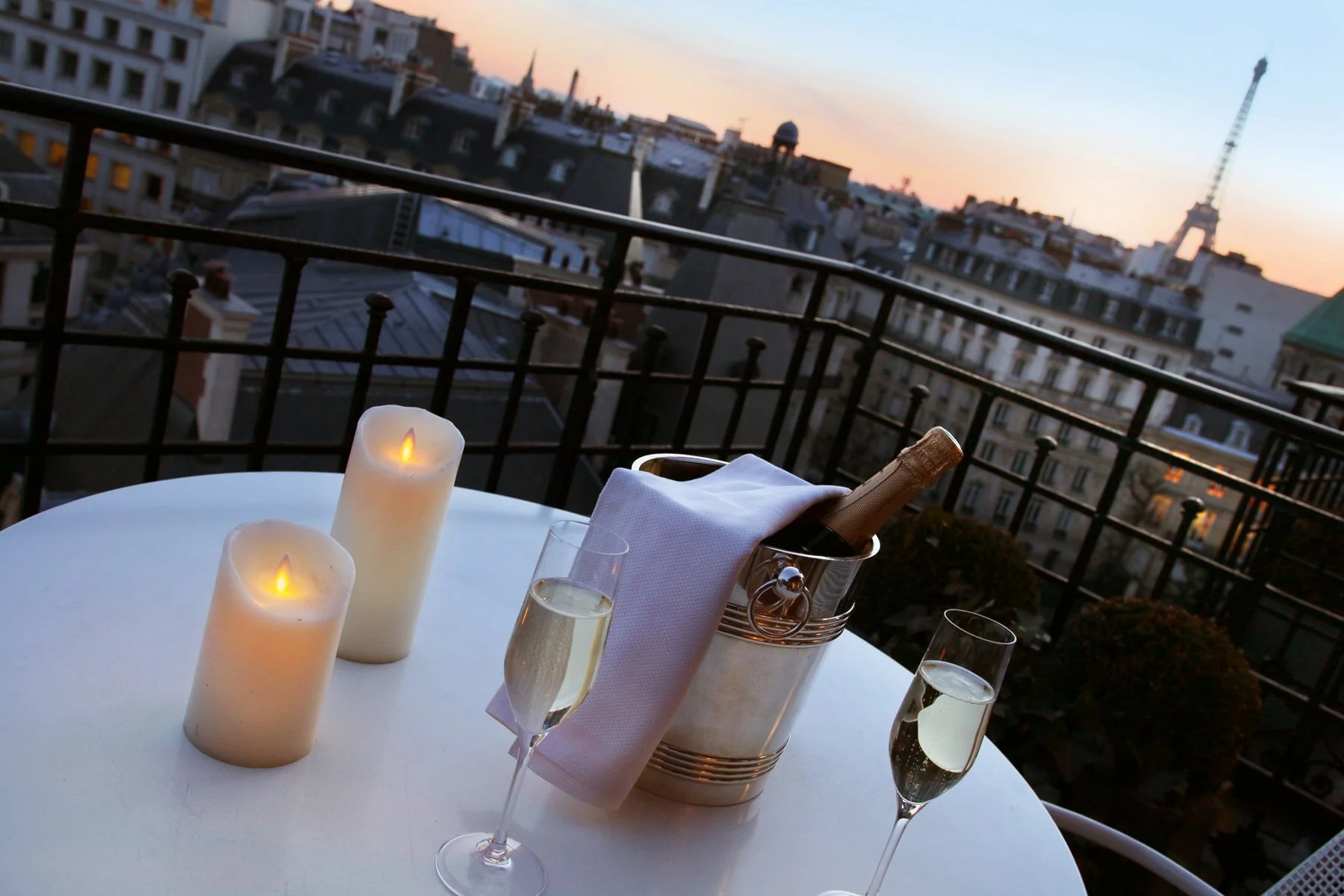 Hôtel San Régis | Séjour en amoureux près des Champs Elysées
