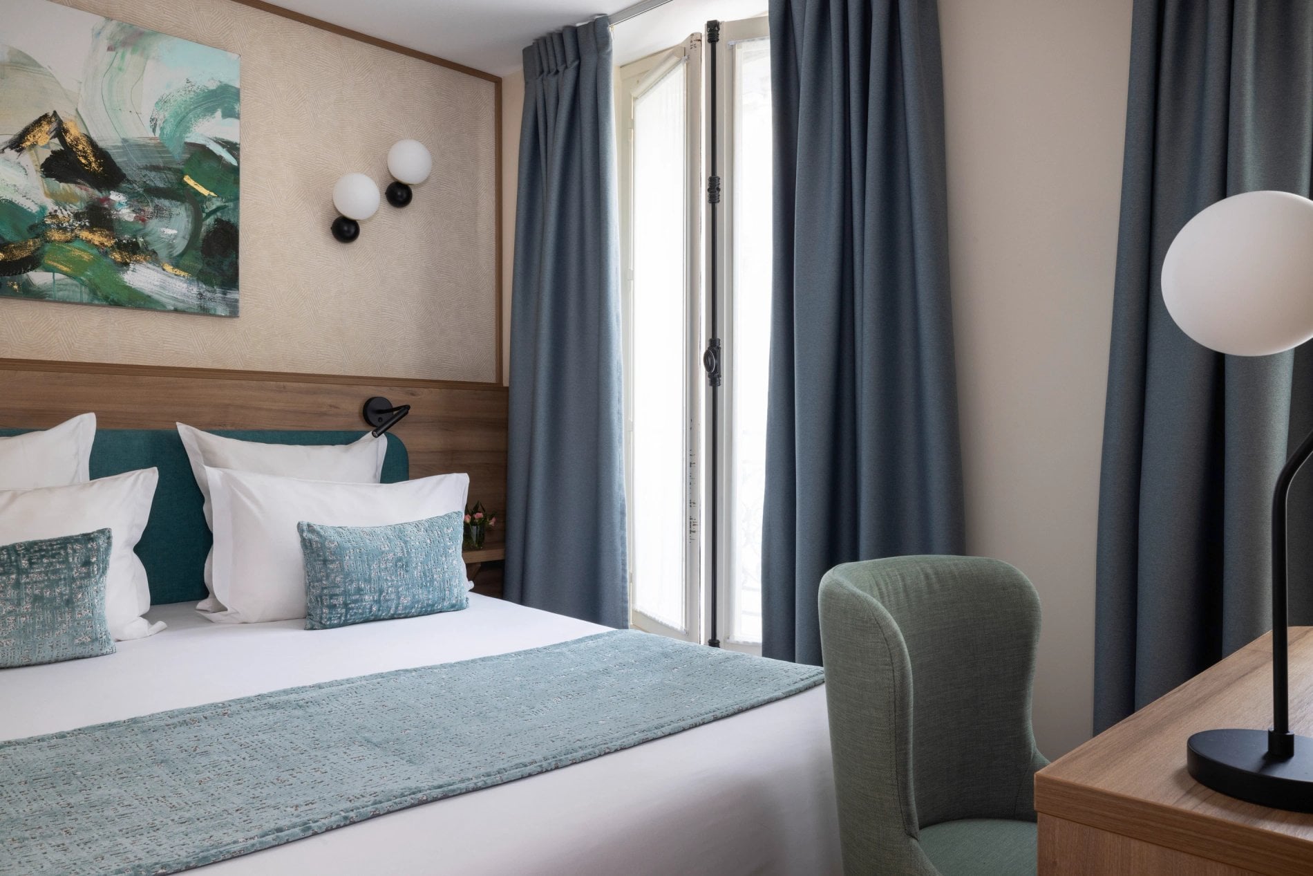 Hotel Théorème Superior Room Desk