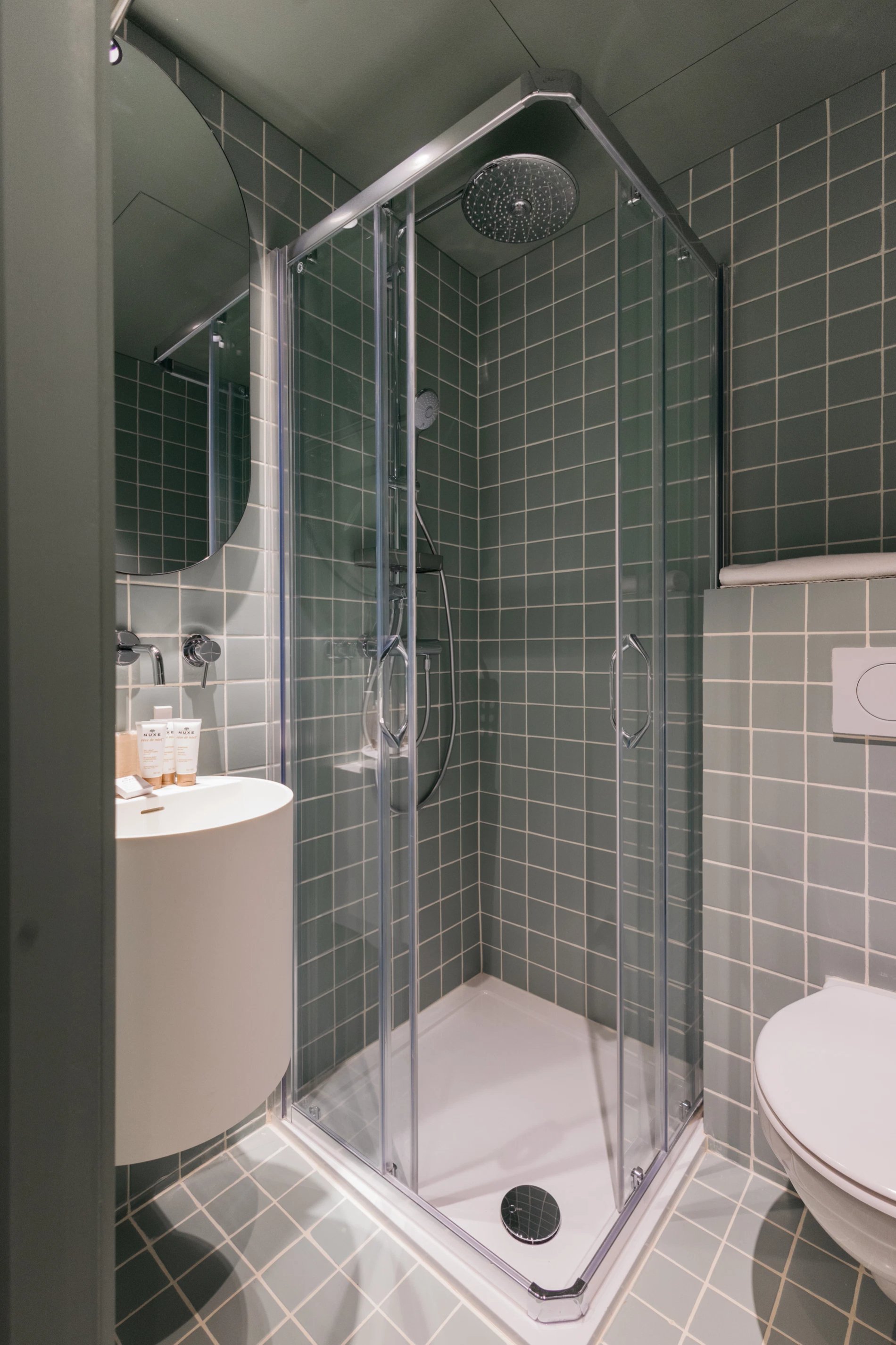 c64b3b22-0f30-43ce-8024-6e14ea351629