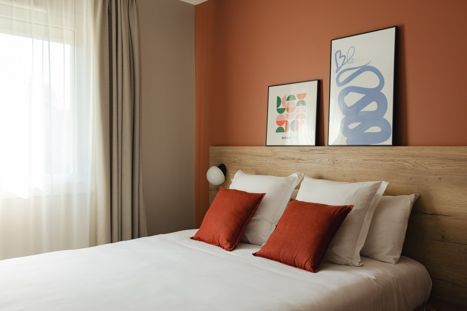 c64f7fe0-4c37-4c35-9230-c194f8748bcd