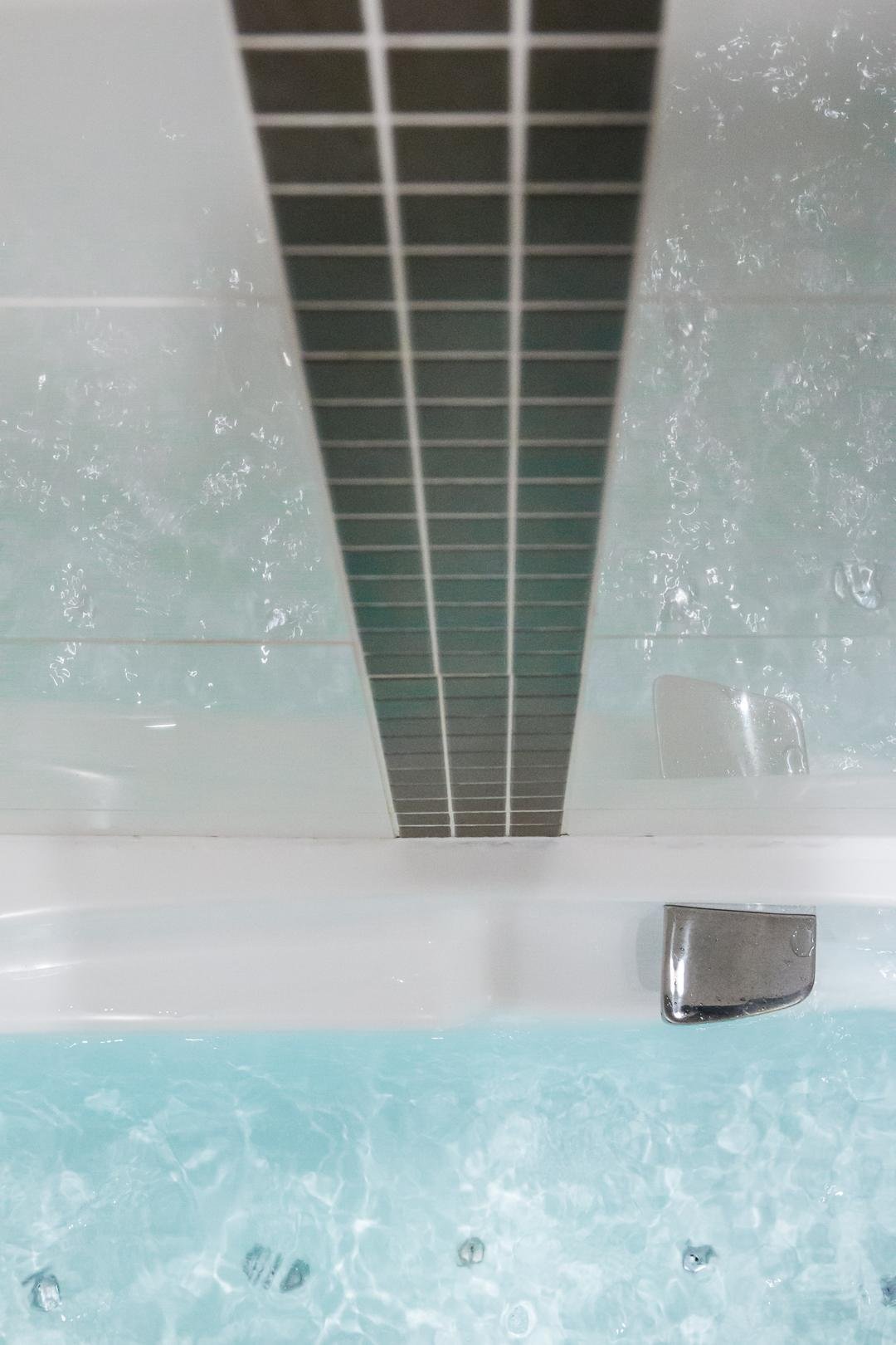 Detail of a shower with water jet