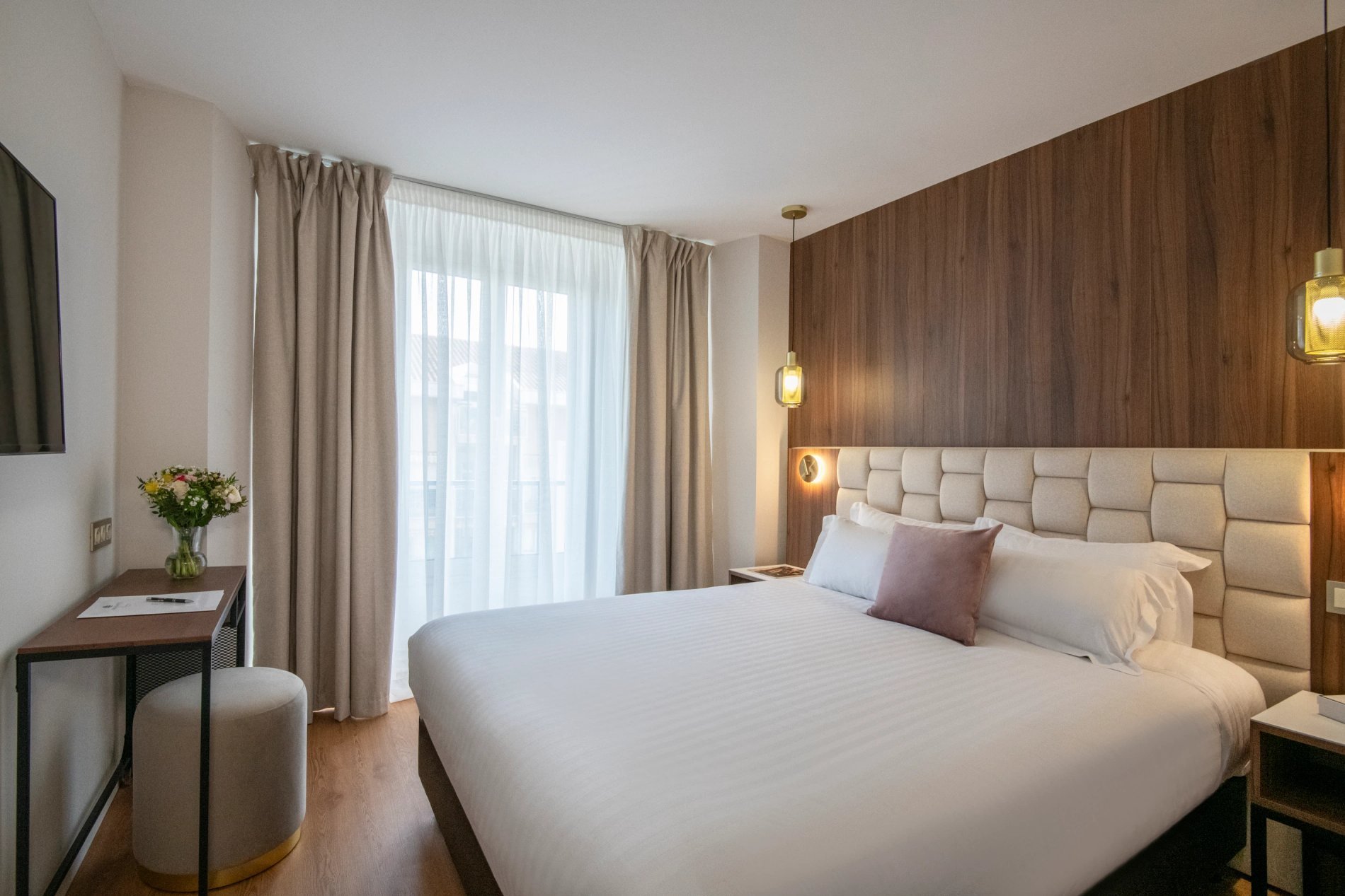 c6ae3a99-3cca-4f1f-94fe-4c4bd84d2c46