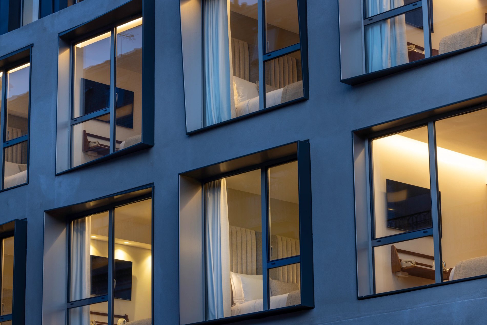 Hotel Pilgrim Facade