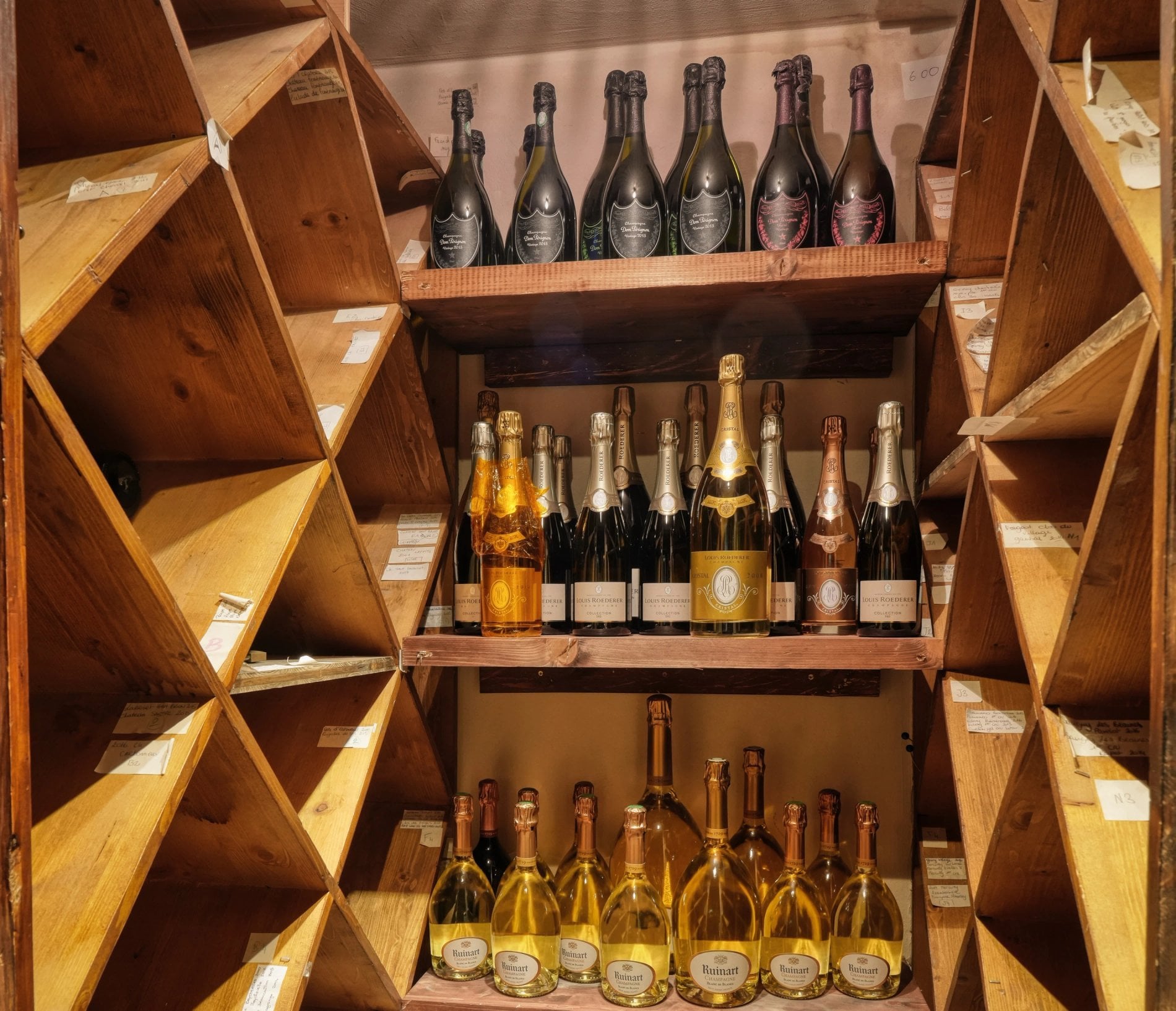 c7909eff-b95d-4d40-bbf8-2d20c41a90aa