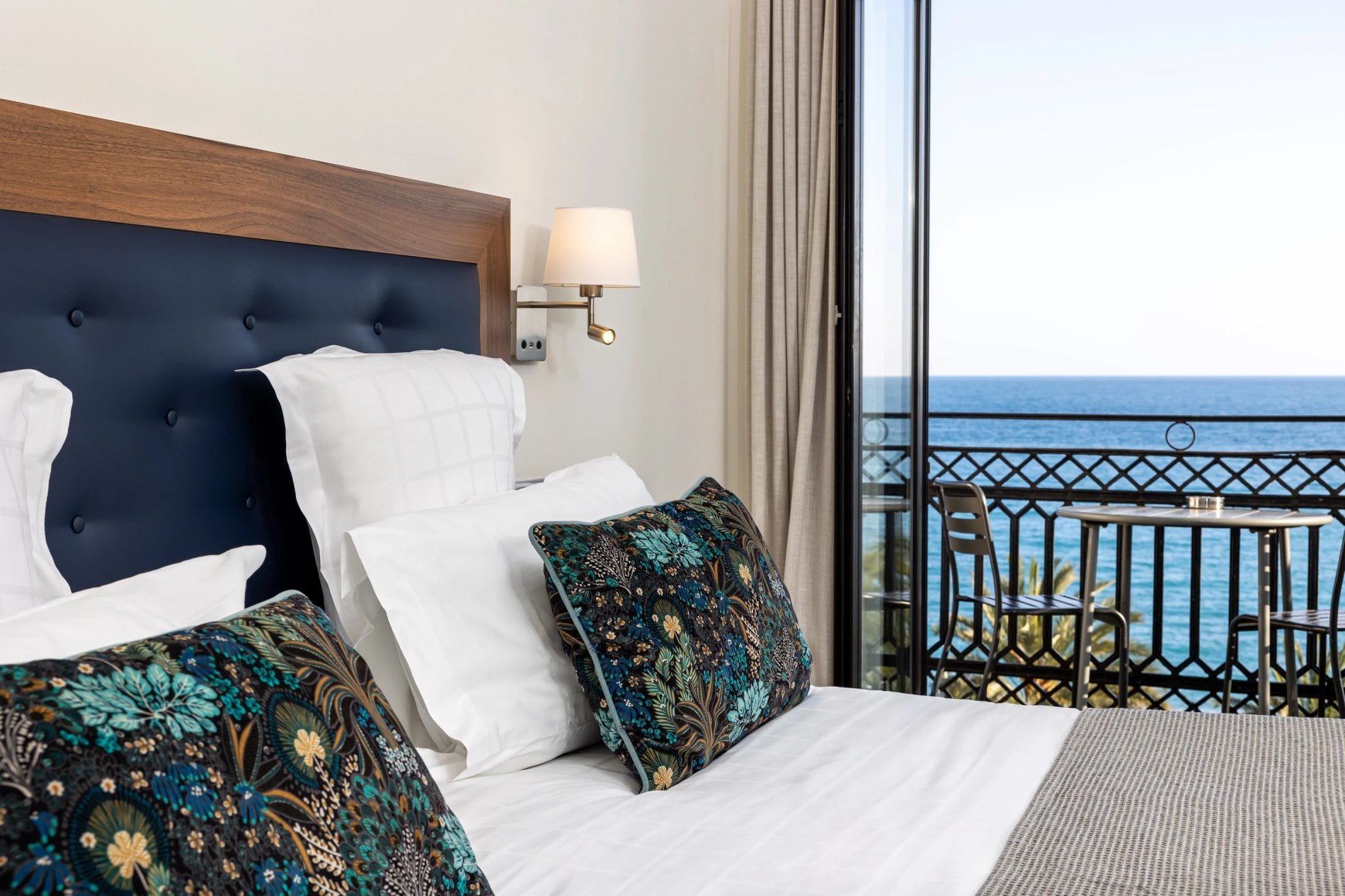 c7f3cc8d-3d11-4747-9ef2-2f34ca241fb2