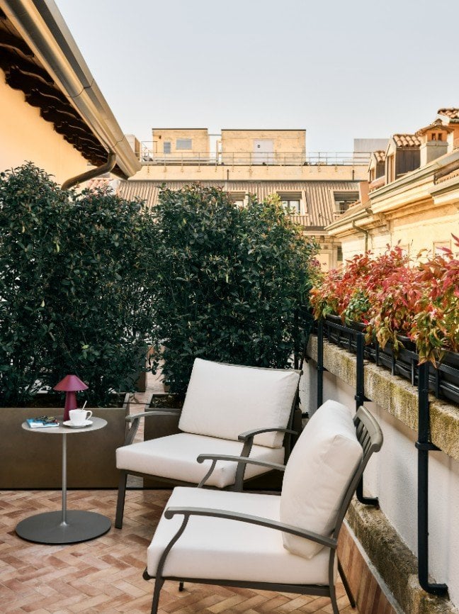 c893ac76-8ed9-400d-9ef4-8d979702d444