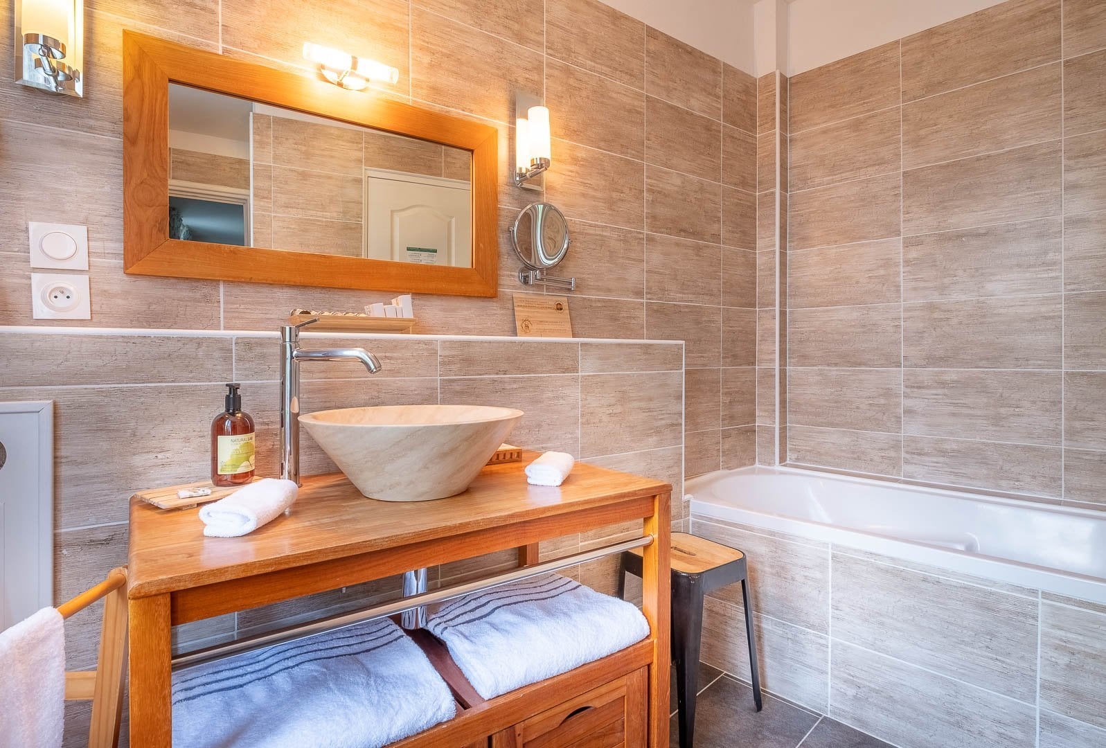 c89a6da1-5594-478e-955e-9c1a9cc25e6d